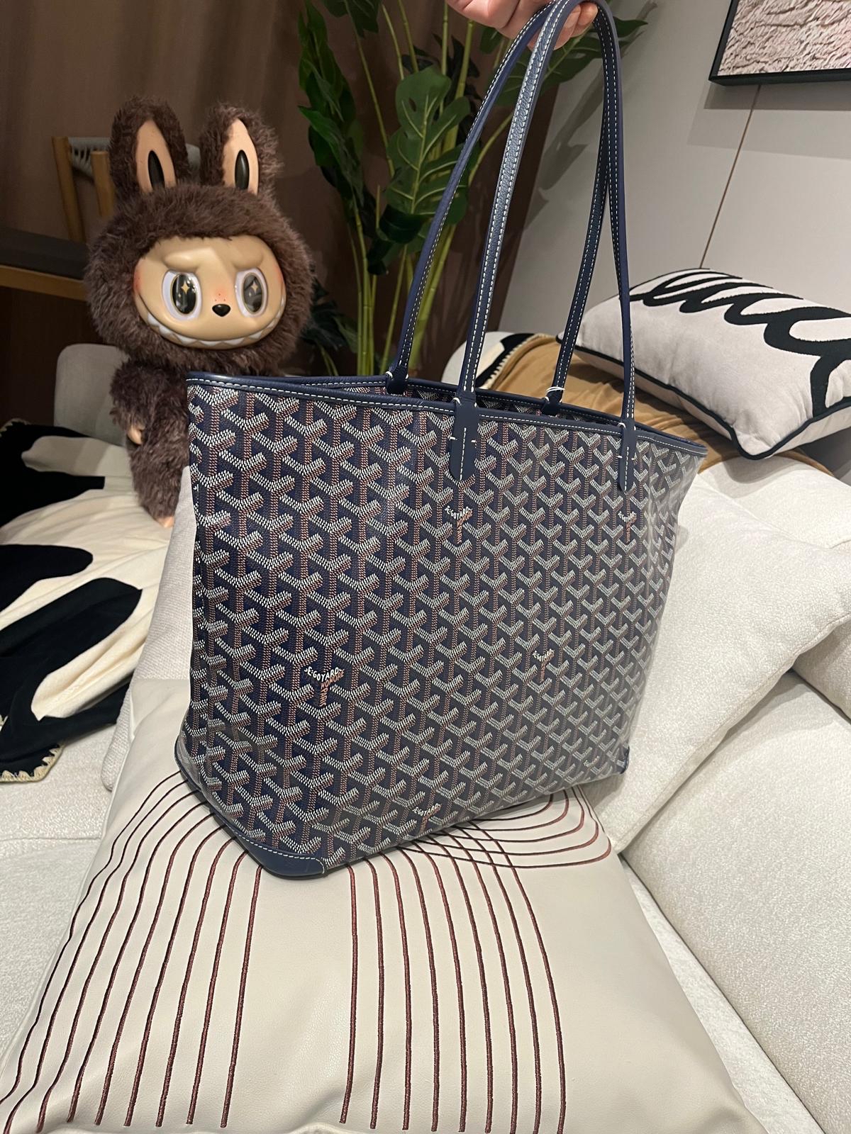 Goyard Artois MM Navy 100%Authentic, 95%New ✅Dust bag