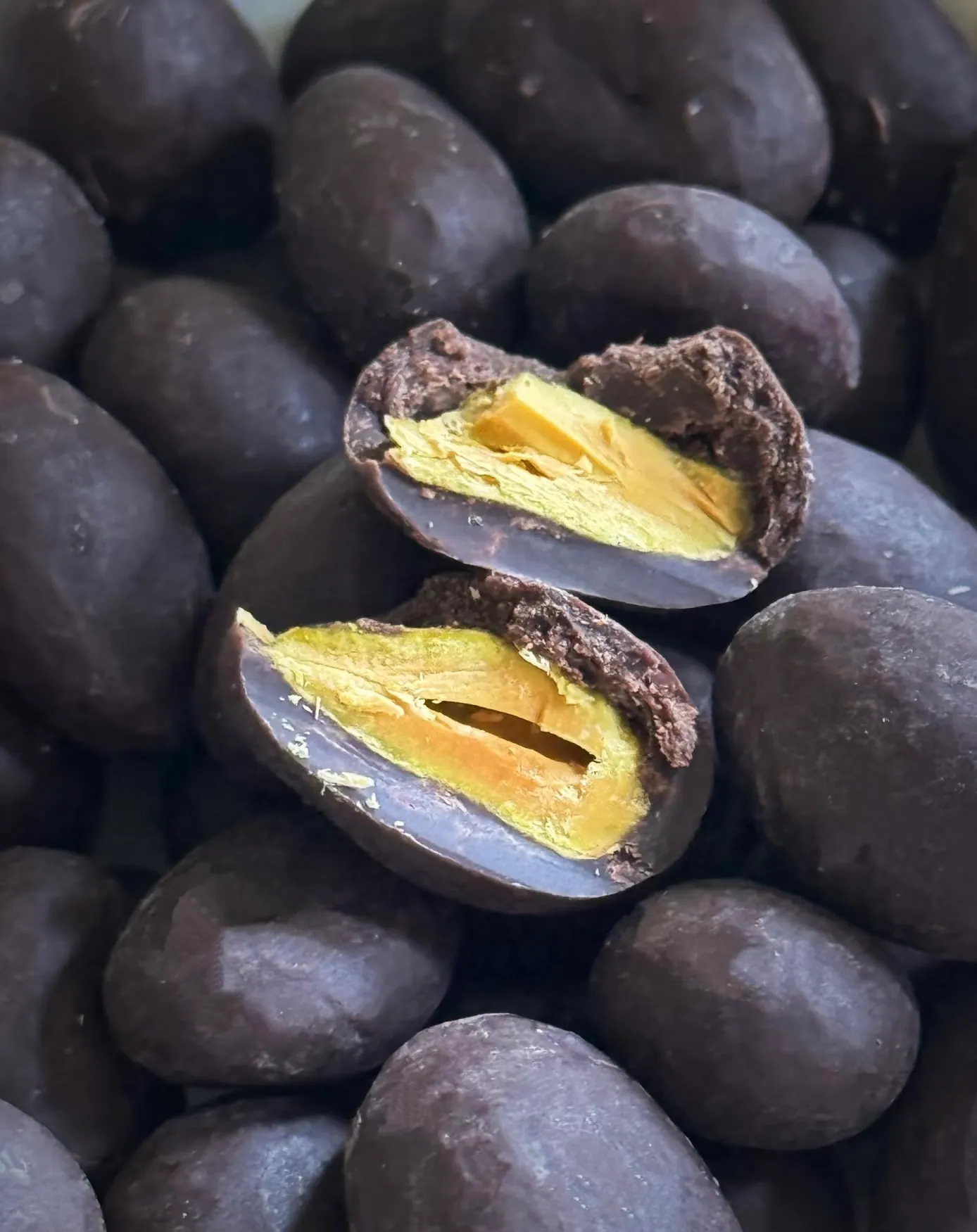 美國直送 現貨 Trader Joe's  黑開心果朱古力 170g