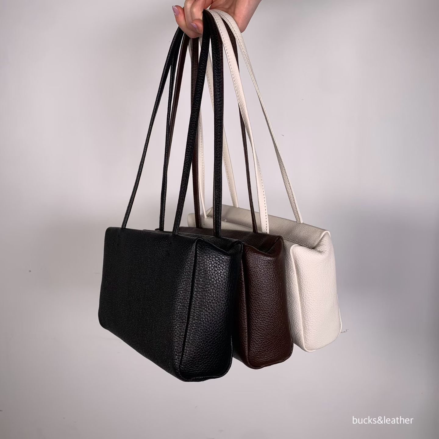 【26FW 】預訂_Slim Shoulder Bag By Bucks & leather