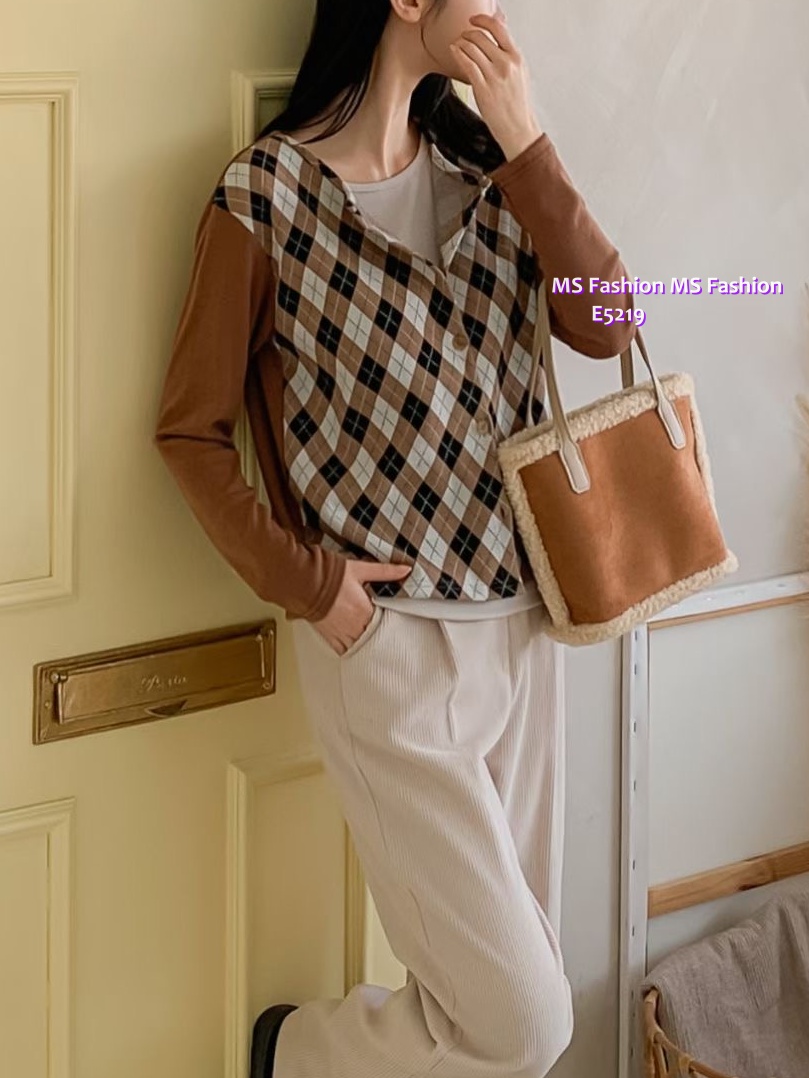 E5219 格紋pattern假兩件top