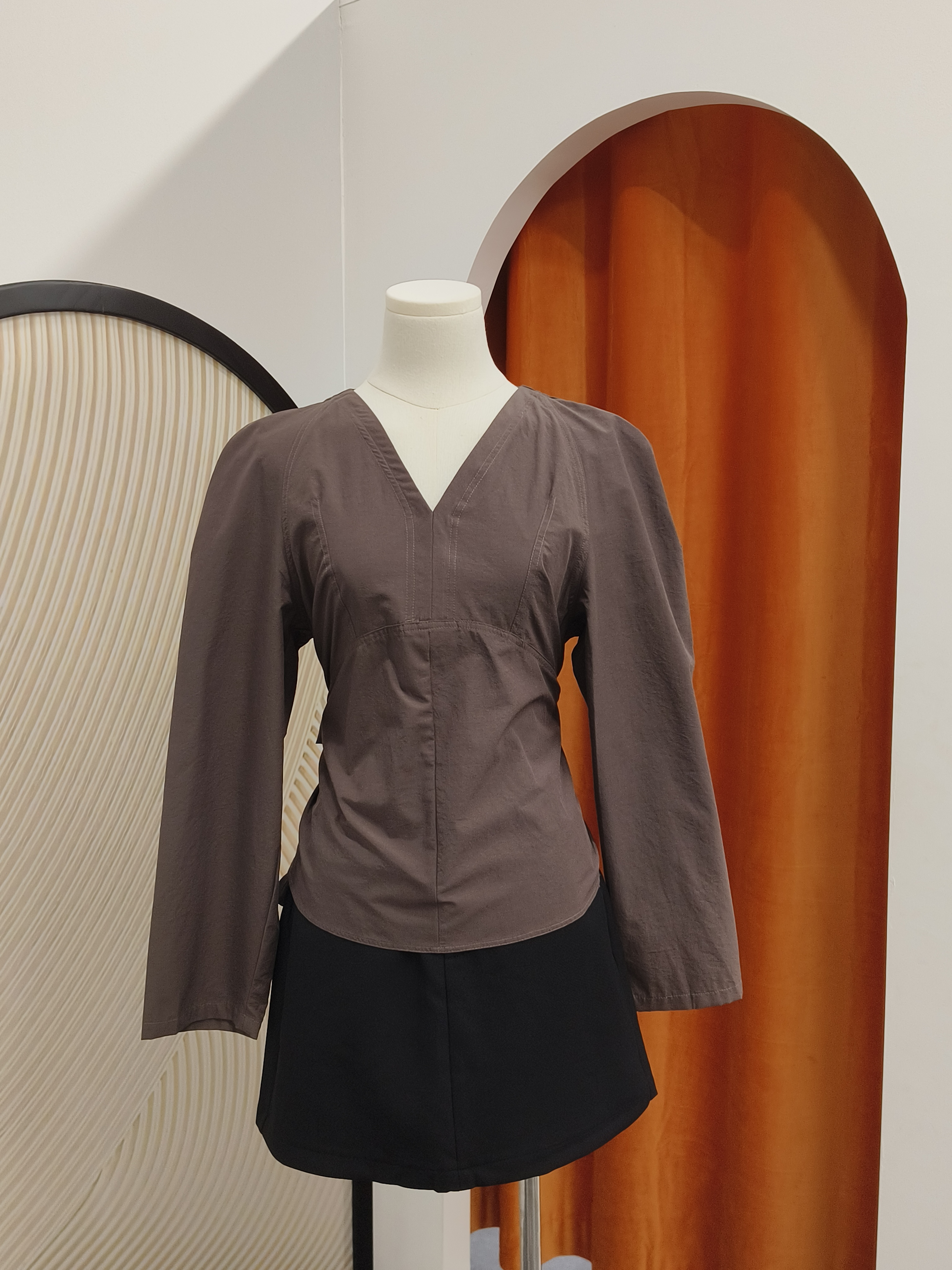 长袖绑带收腰上衣 Long Sleeve Tie Waist Shirt