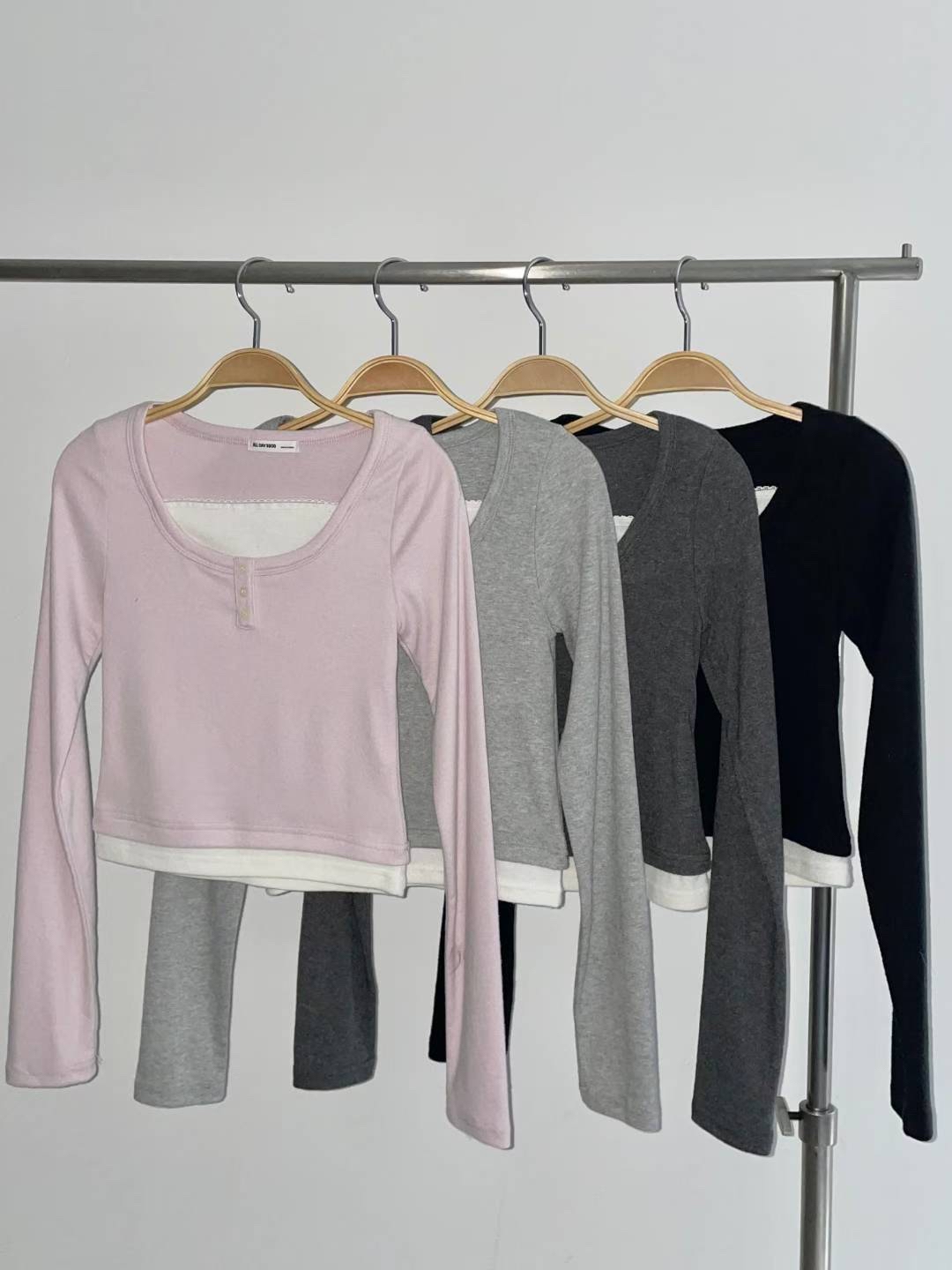 已售罄❌韓國秋冬假兩件扣鈕打底衫