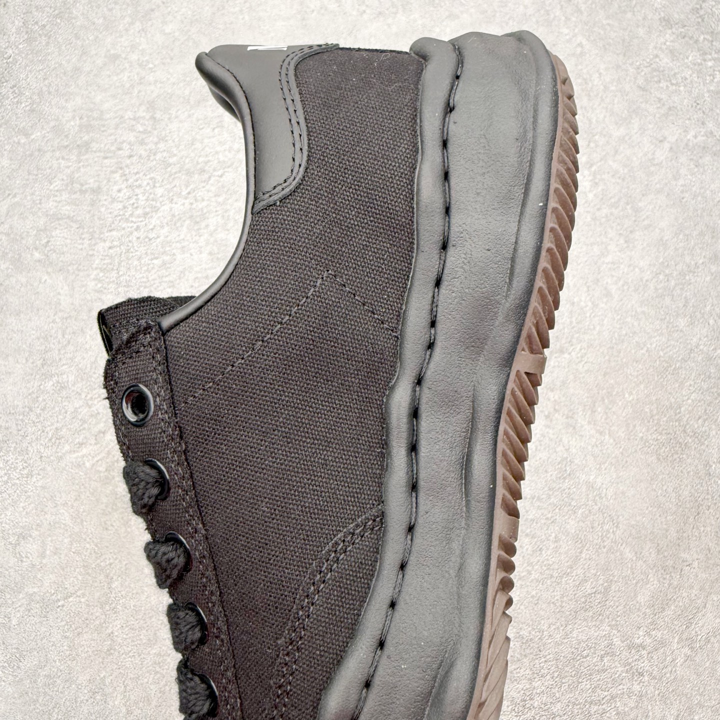 Maison Mihara Yasuhiro MMY "BLAKEY" OG Sole Low-top Sneaker