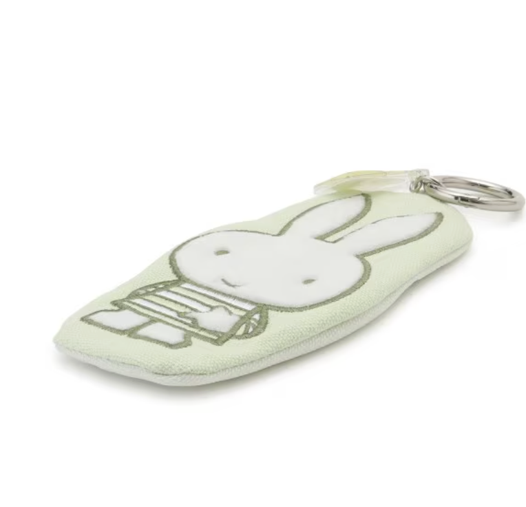 🐰💚 開心果及薰衣草系列 💜 " miffy 外型 zipper 袋仔 " ( 📦 大約4月底 ～5月底到貨, 若遇到缺貨或其它因素貨期會延遲 ）