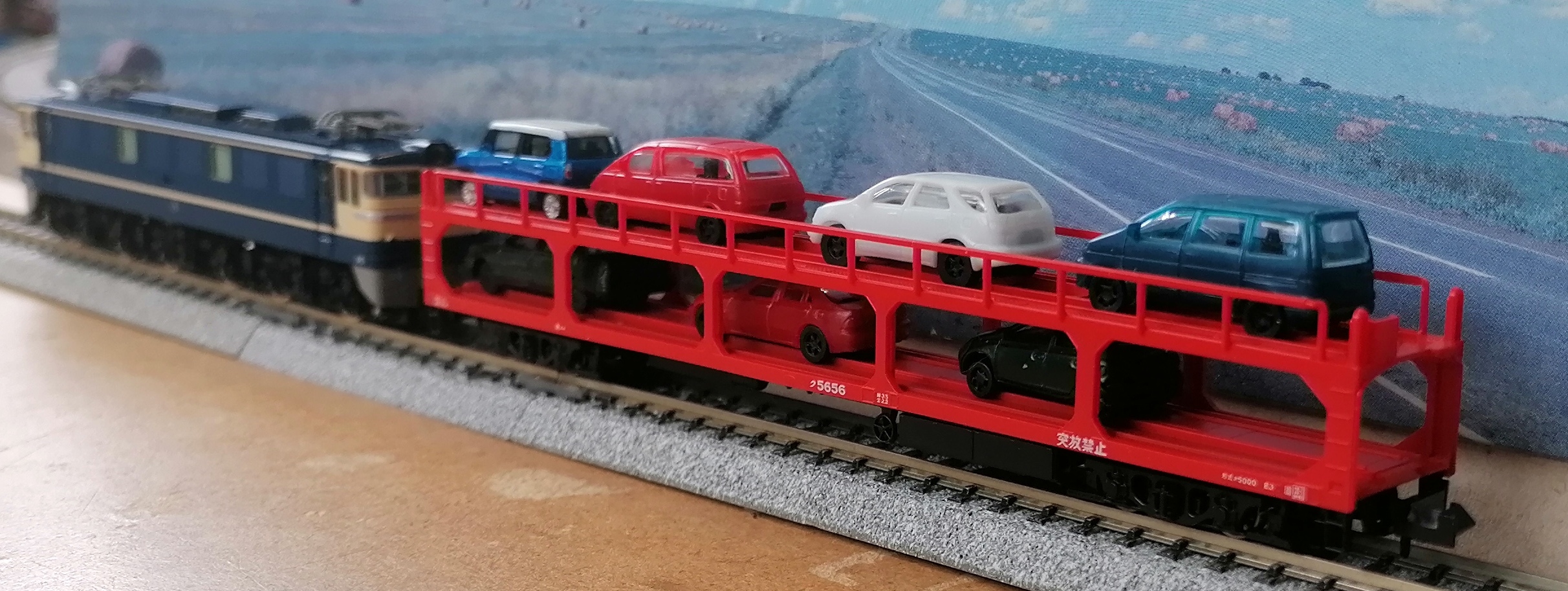Kato N規 Ku5000汽車運輸貨車 （紅色運輸卡連小汽車）