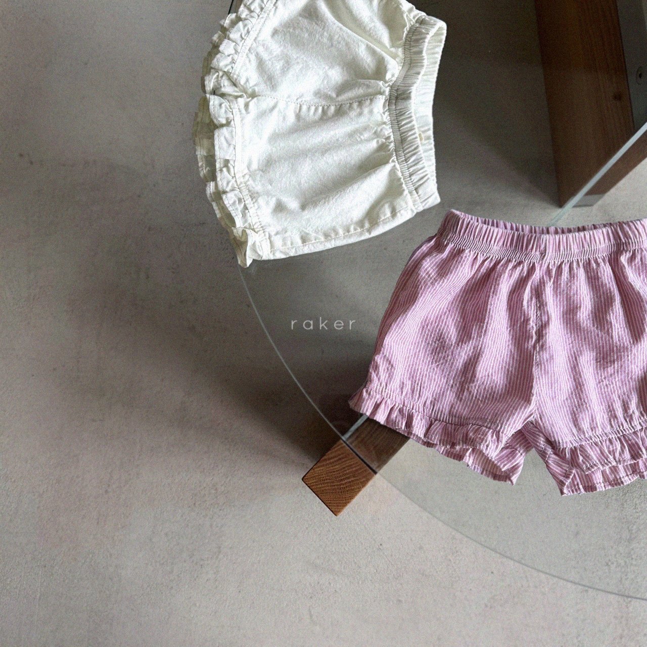Raker | Pink shorts (M90-100)