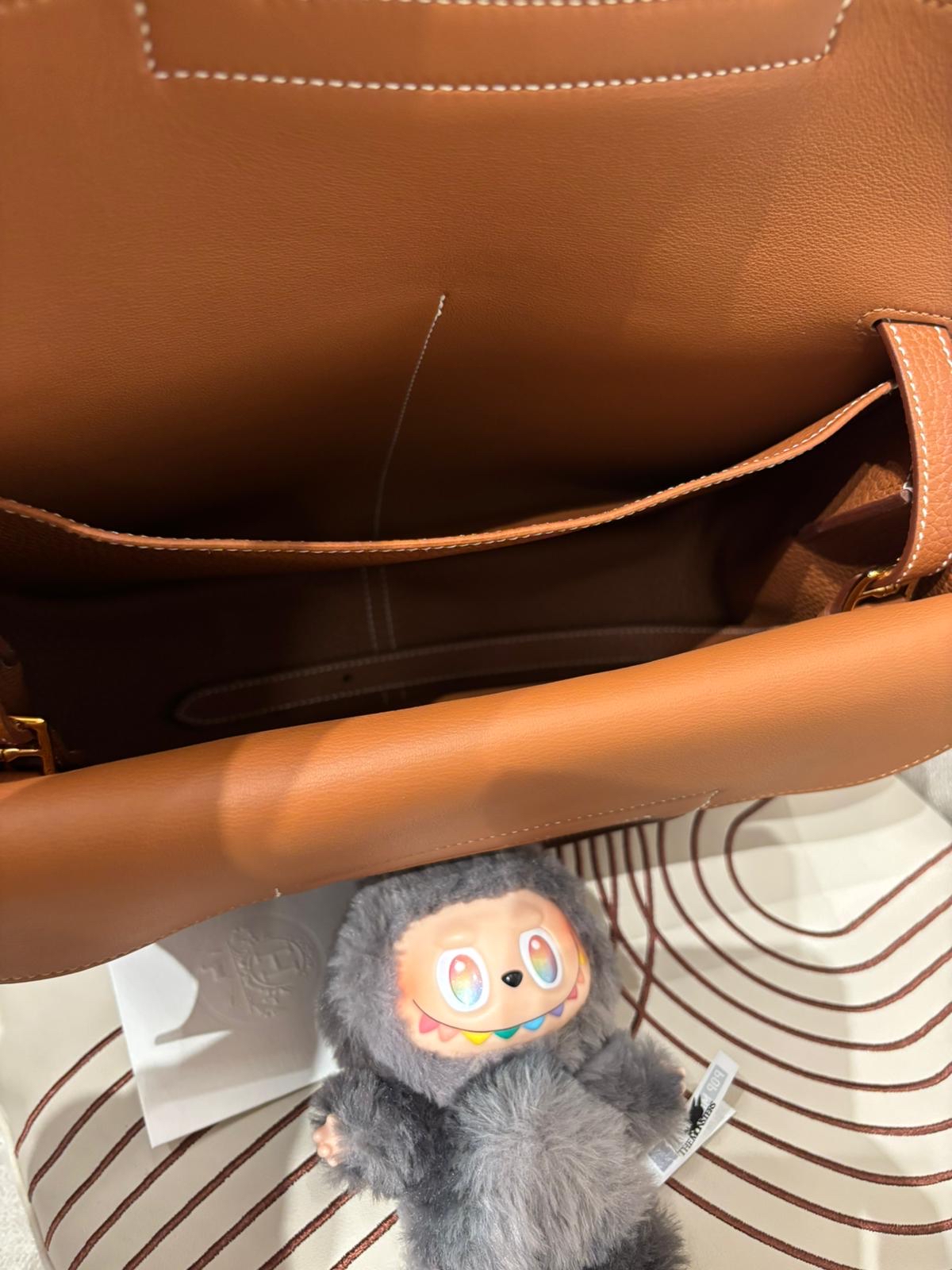 Hermes Halzan 31 Stamp D，Gold/Gold 金金100%Authentic, 99%New ✅收據✅Dust bag✅Box