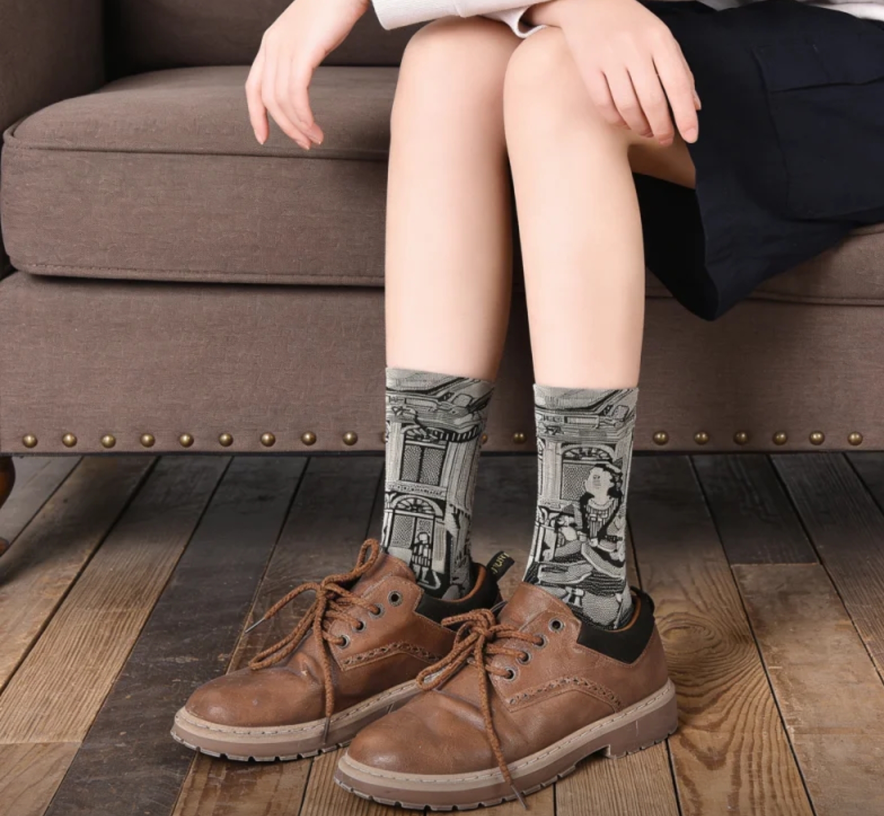 $88套4對。2套起$78套。這是一個以「將藝術穿在腳上」為核心理念的創意襪類品牌。