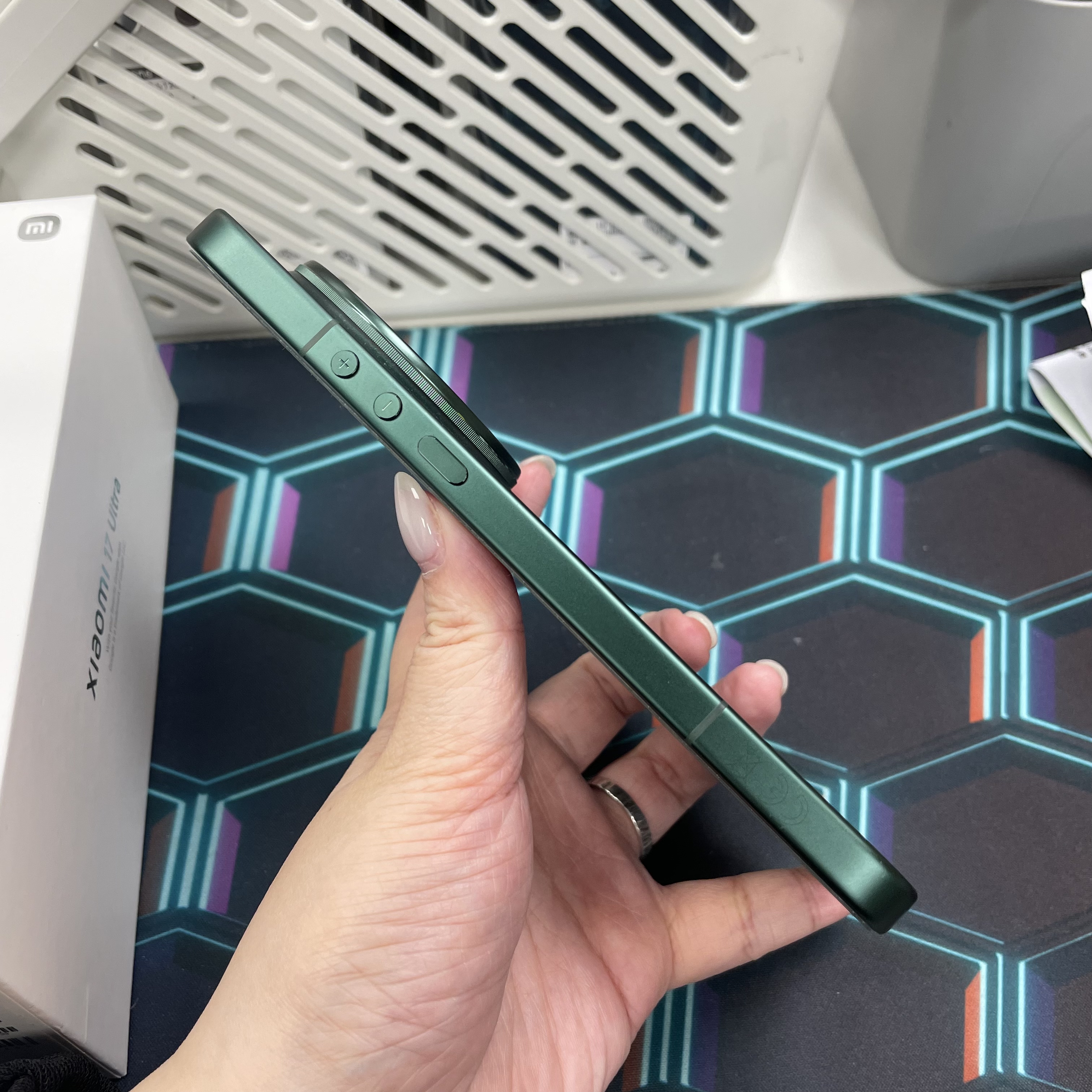 *6612 XiaoMi 17 Ultra 完美機 16+512GB 綠色 green