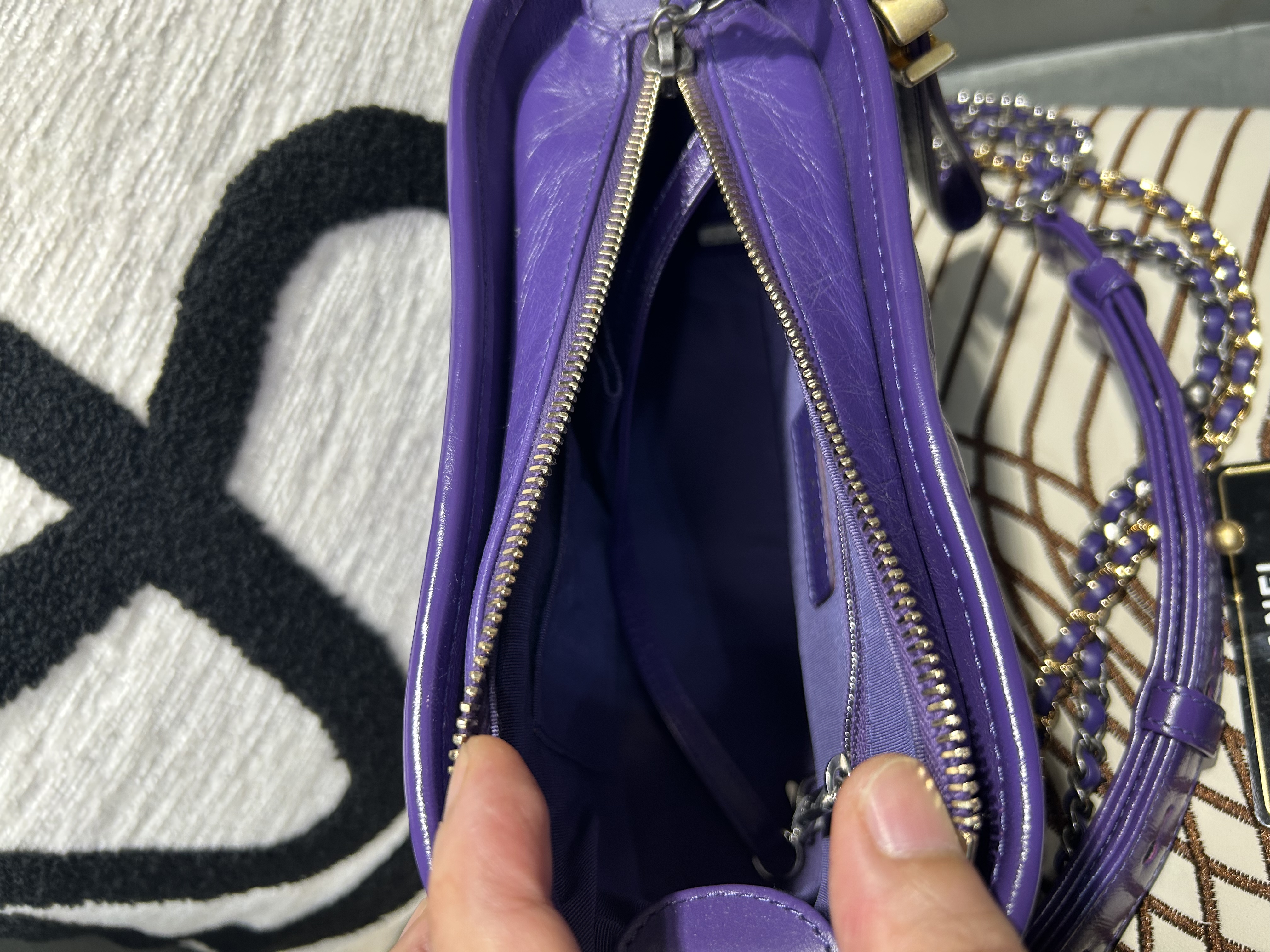 Chanel Gabrielle small hobo purple  100%Authentic ,99%new ✅收據✅card✅dust bag✅box