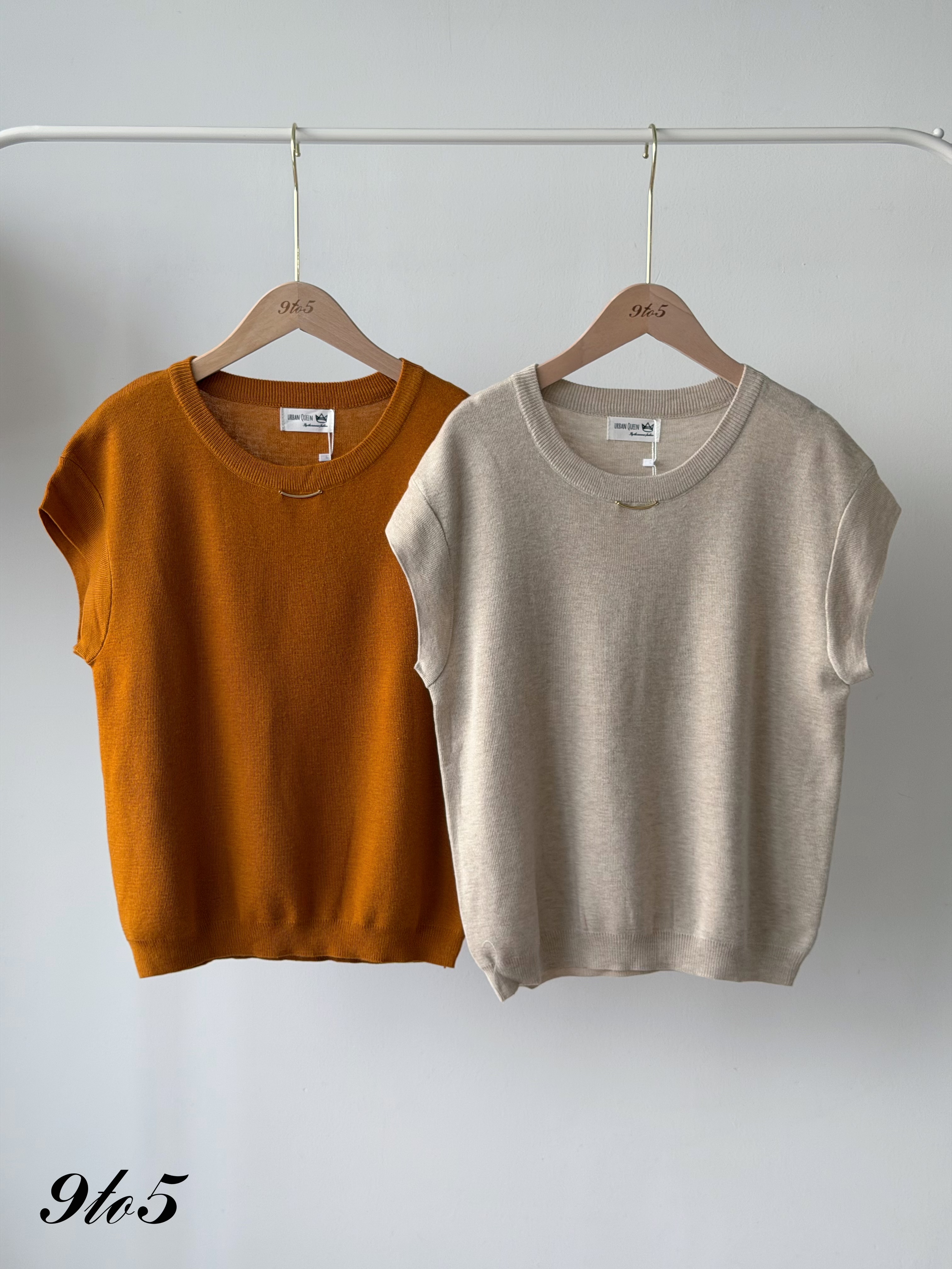 T4543 Round Neck Knit Top - 5 Colors 