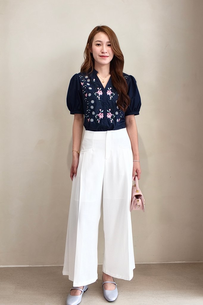 26029 Embroidered Puff Sleeve Blouse
