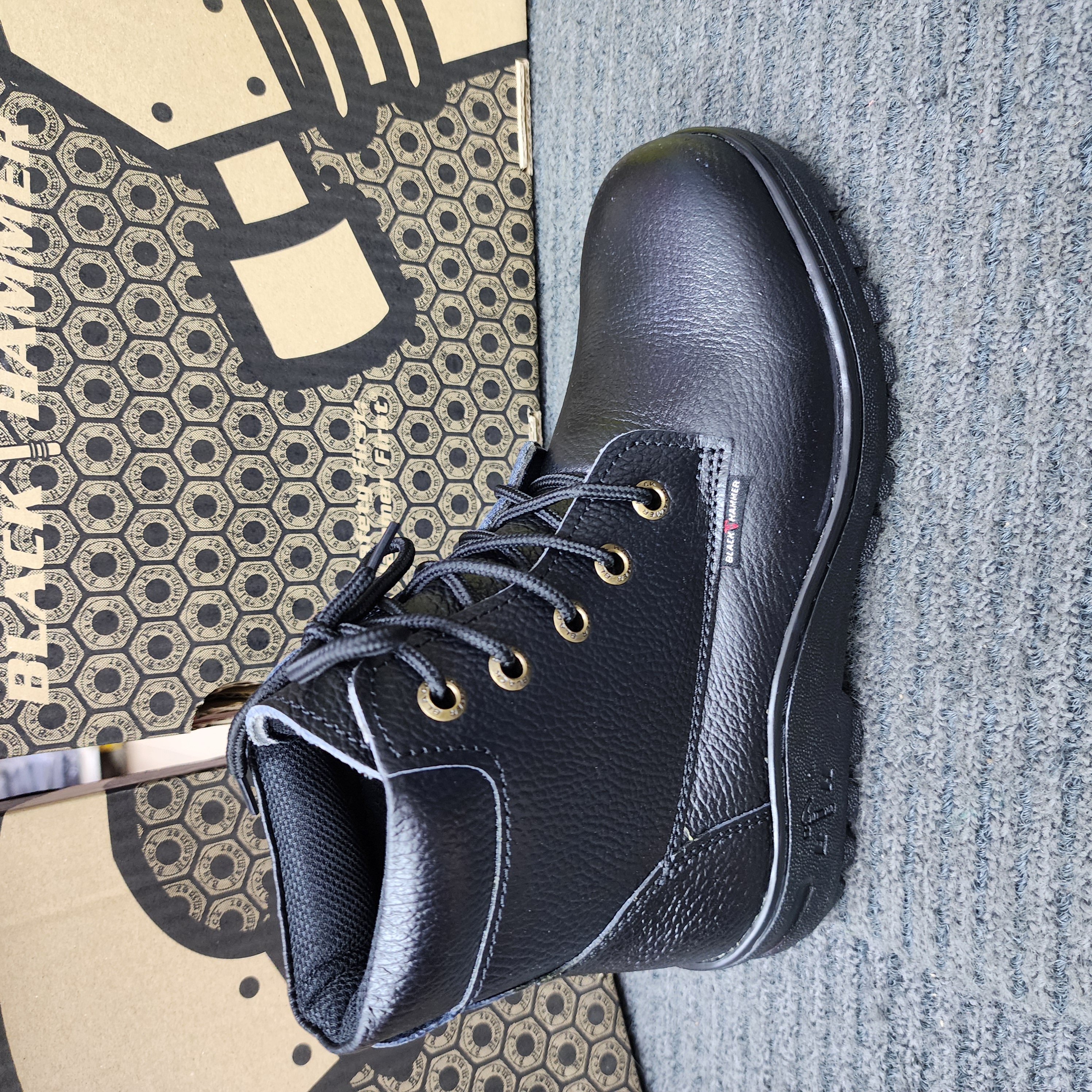 Black Hammer 2000 Series Mid cut Lace up Safety Shoes BH 2332 Kasut Keselamatan