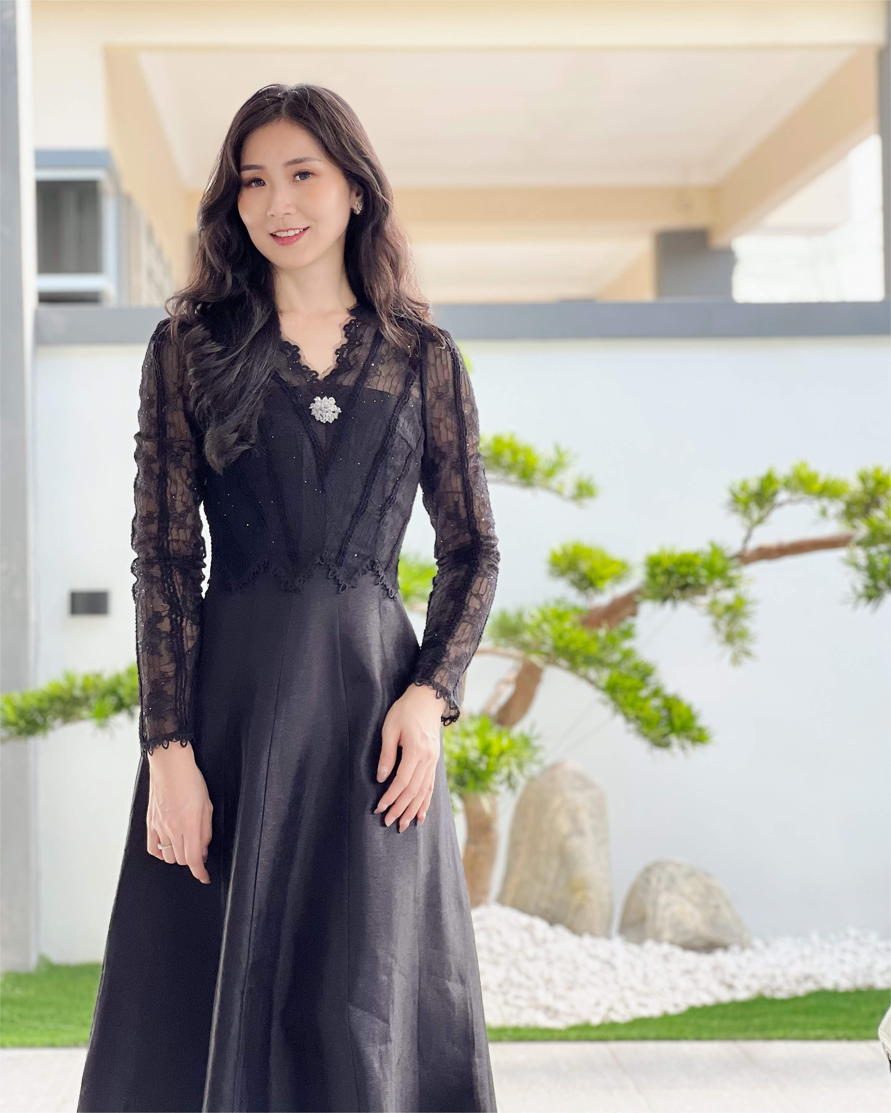 5085 Genevieve Lace Midi Dress 