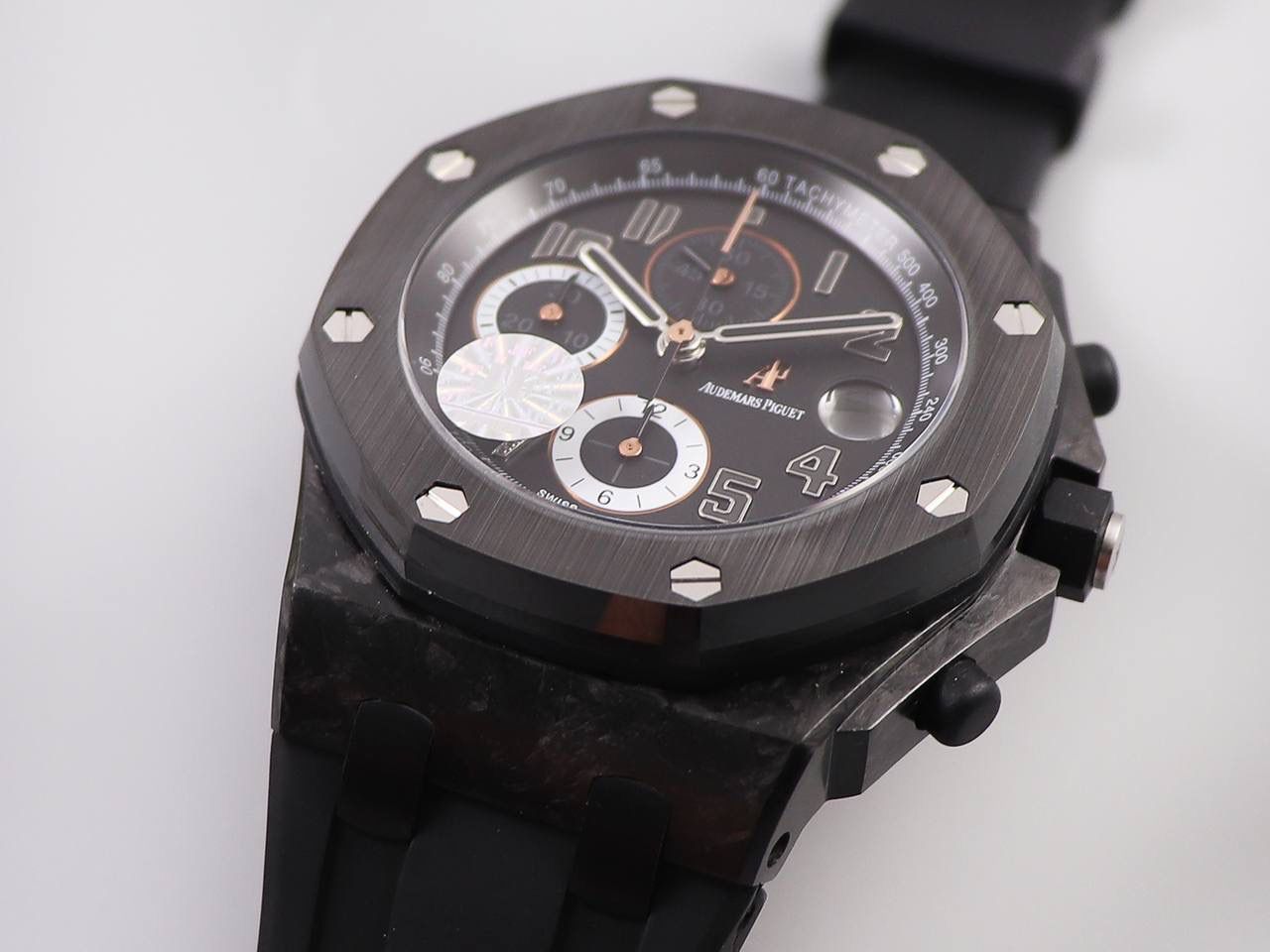 A P 42MM碳纤维系列 银座7字钻 锻造碳纤维表壳 钛合金表圈及底盖 橡胶按钮 蓝宝石镜面 7750改12点位小秒自动机械计时码表机芯 橡胶表带 钛合金折叠扣🔥💯