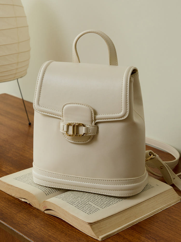 J.estina 白色皮革背包