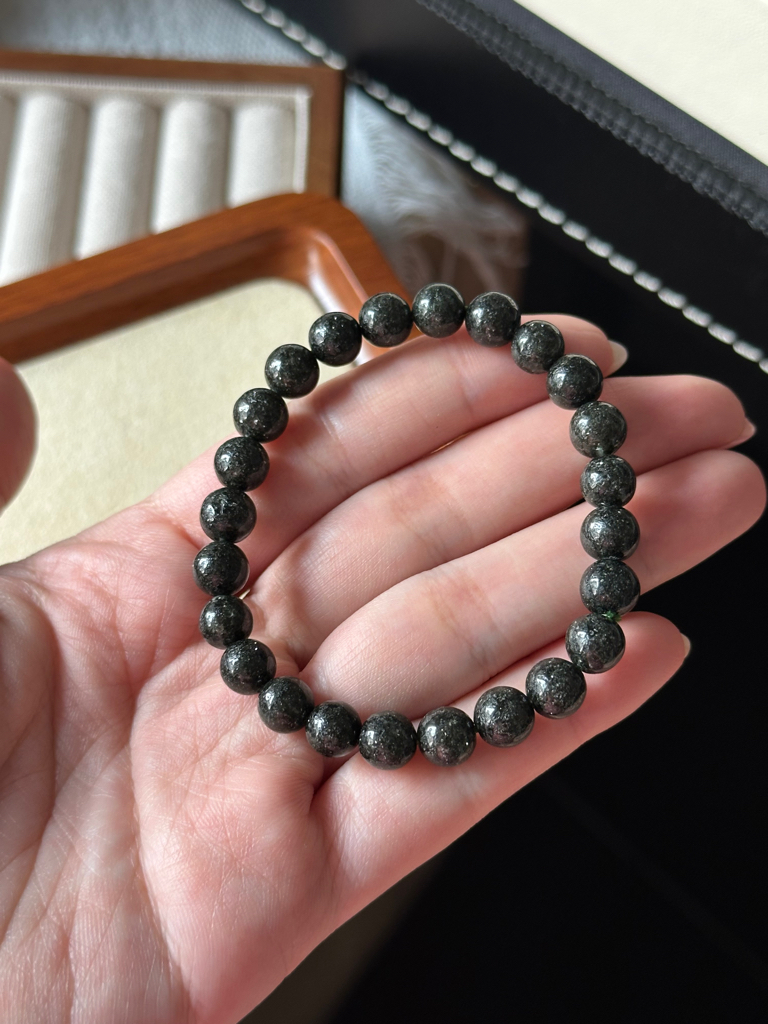 满绿幽灵 ｜ Full Green Phantom 