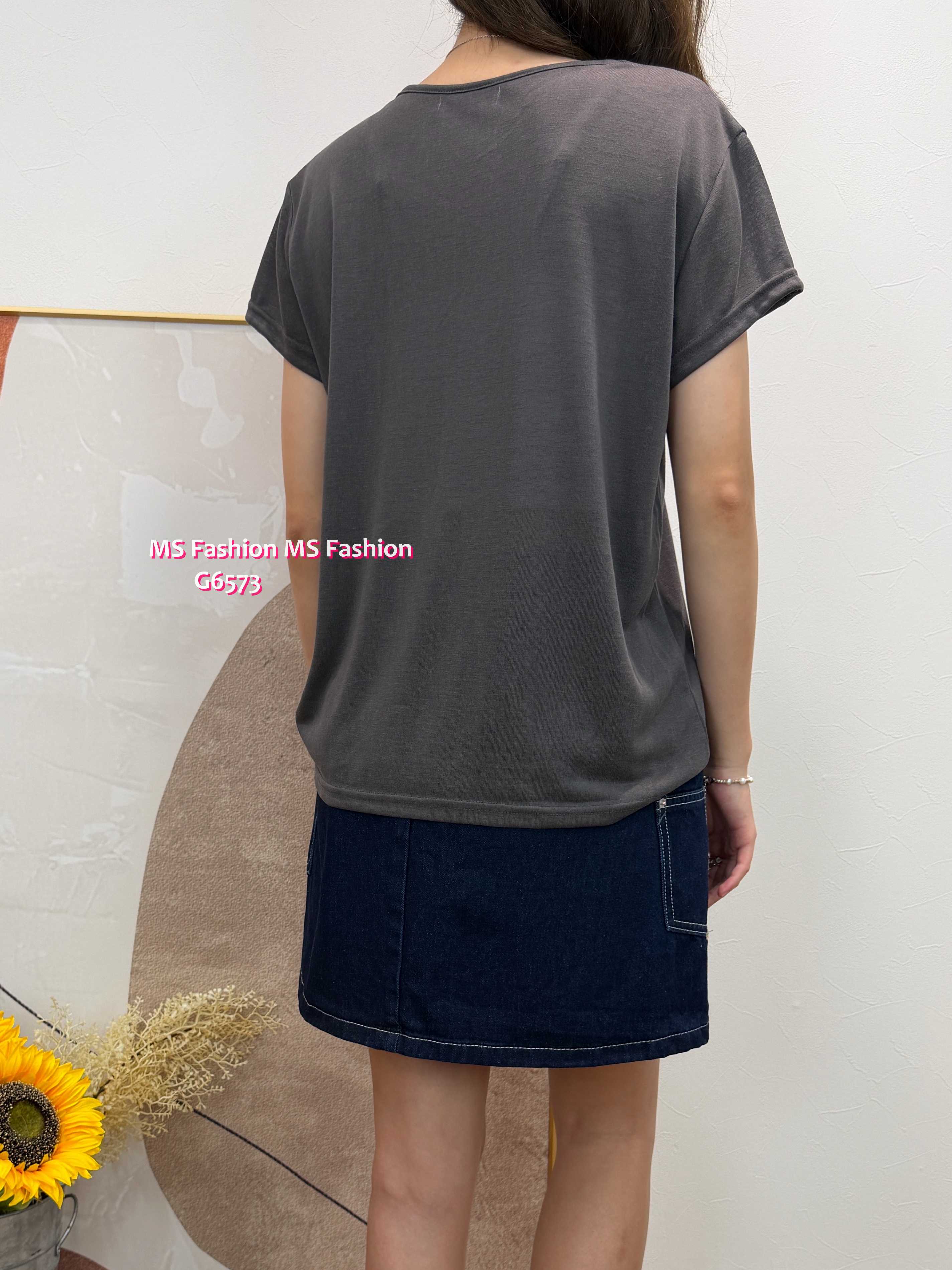 G6573 假兩件字母索繩腳top
