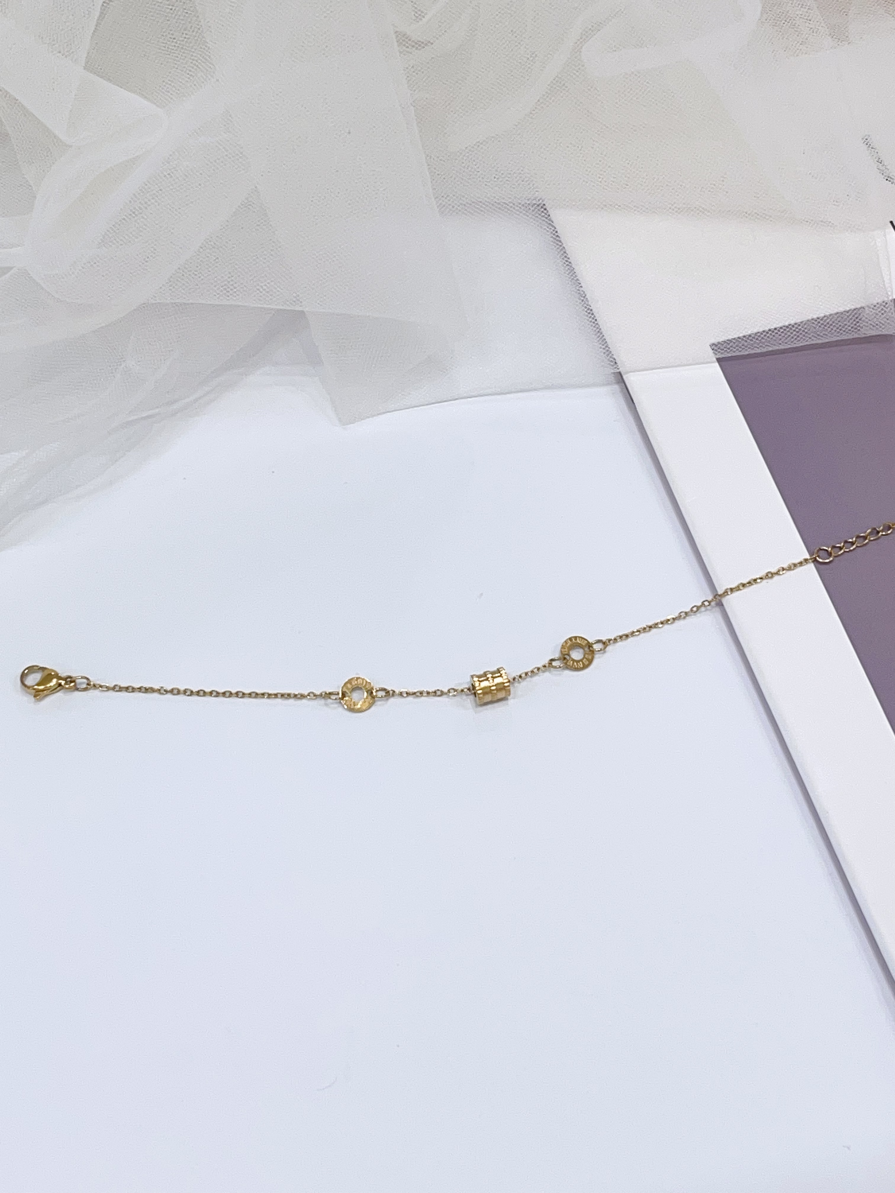 金色简约小圈钛钢手链