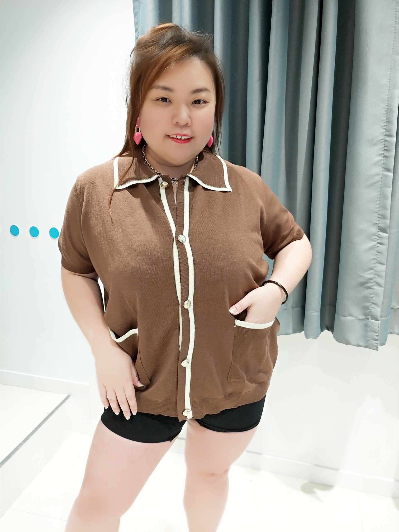 DSF13 翻领排扣针织上衣