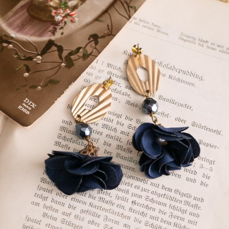 Modern Handmade in Italy Timeless Floral Blossom Fabric Flower Long Stud Earrings - Midnight Bliue