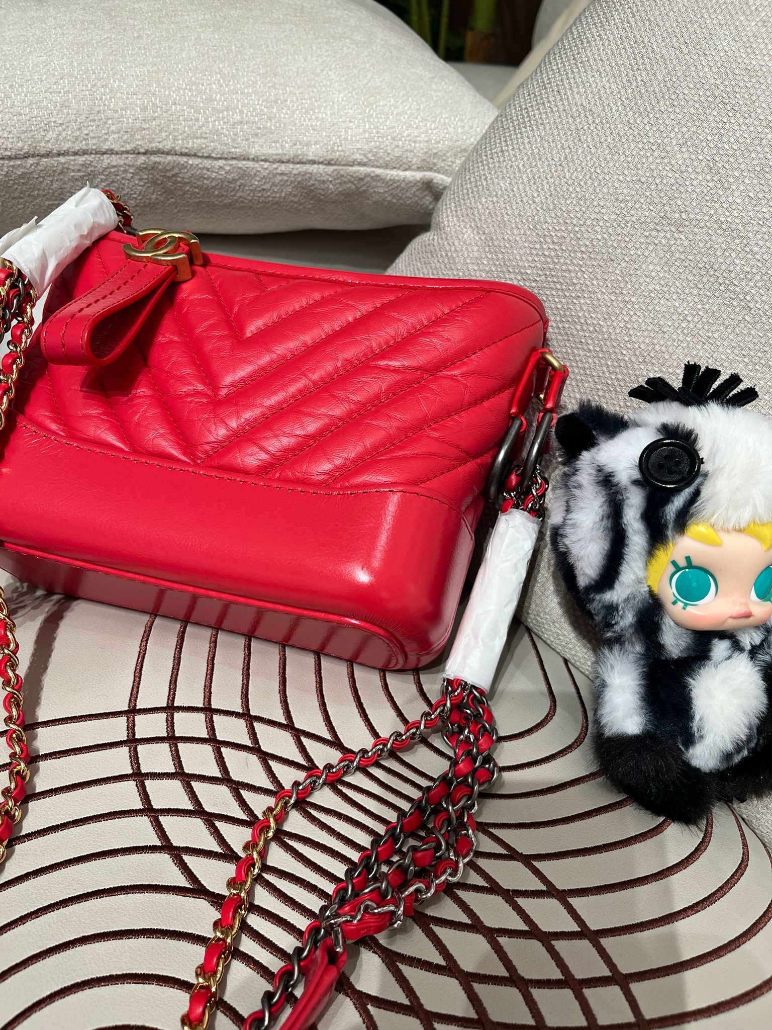 Chanel Gabrielle hobo small 牛皮金扣 100%Authentic ,未使用品 ✅29貼✅塵袋✅box  