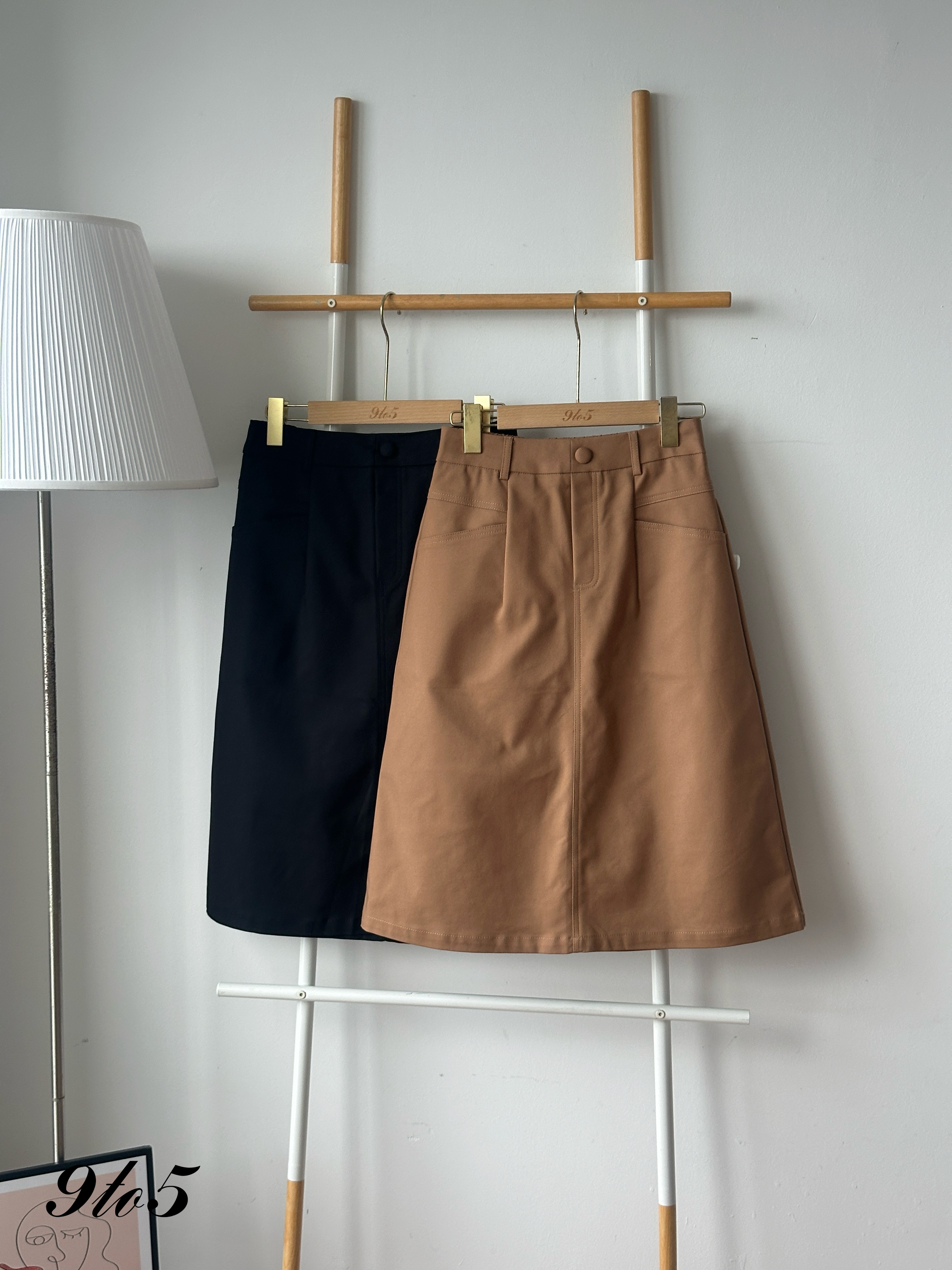 S1945 A Line Midi Skirt - Black & Brown