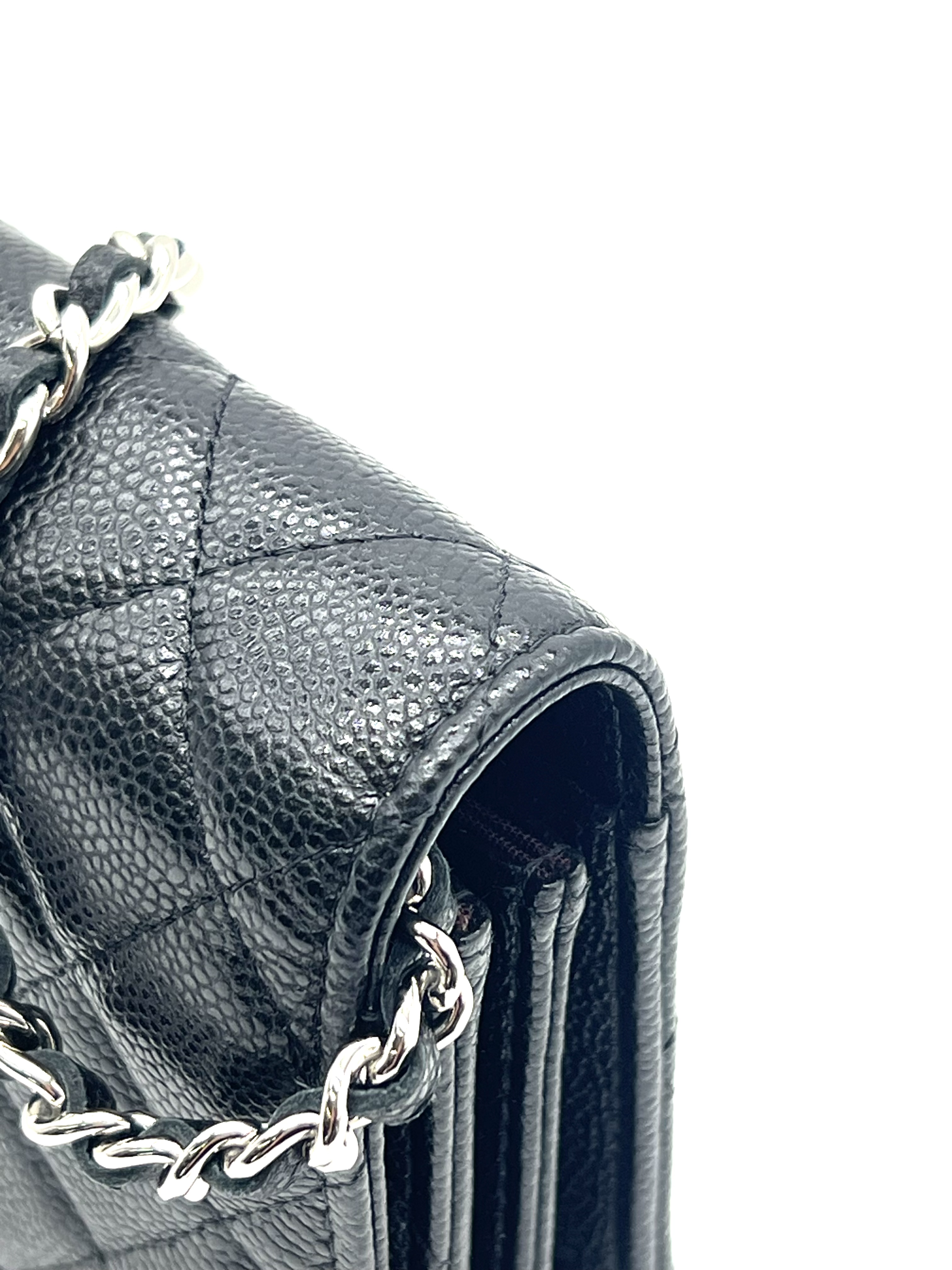 Pre-Owned CHANEL Wallet On Chain Mini / Product Code: 26050609