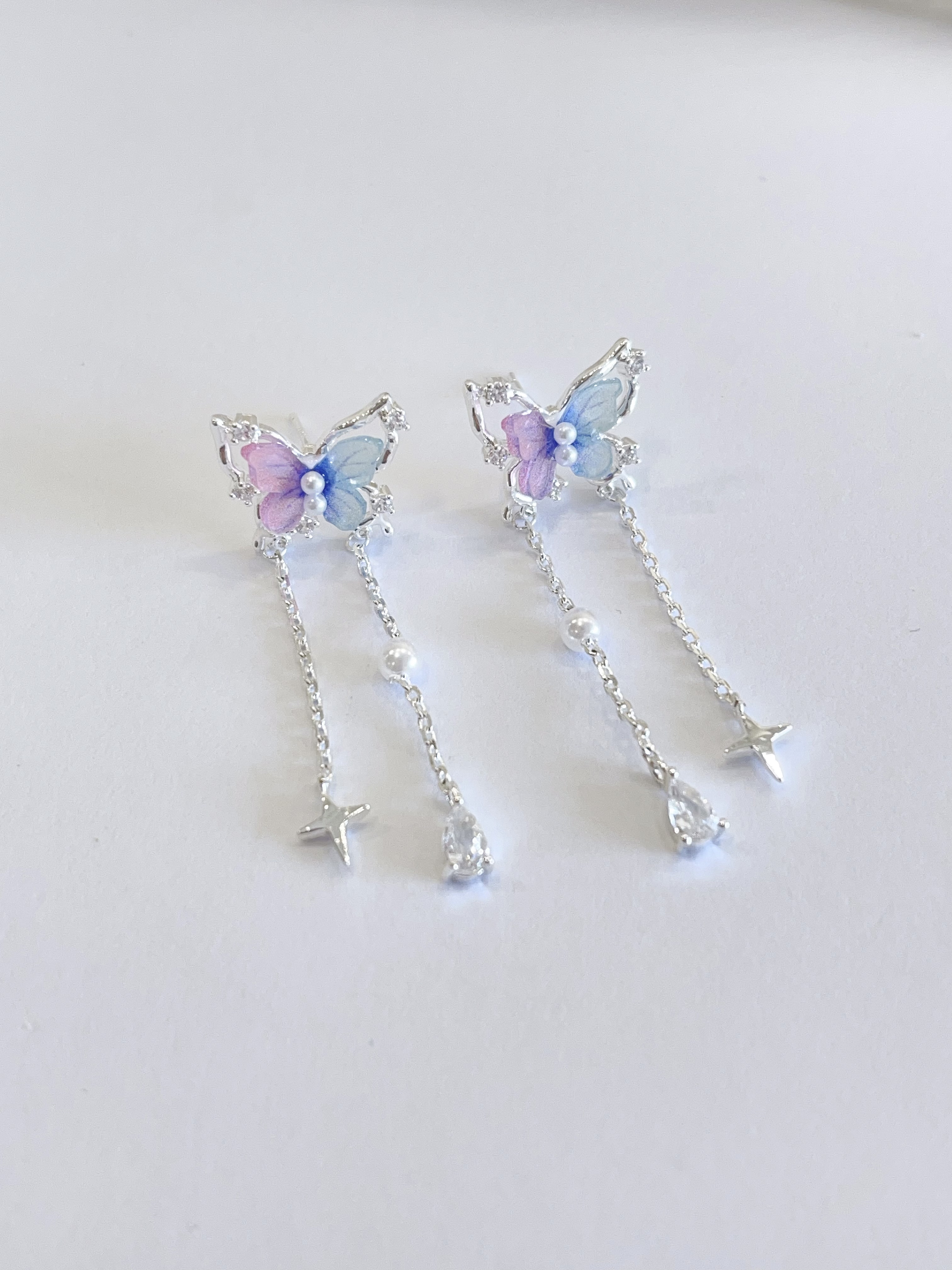 渐变立体蝴蝶双流苏耳环