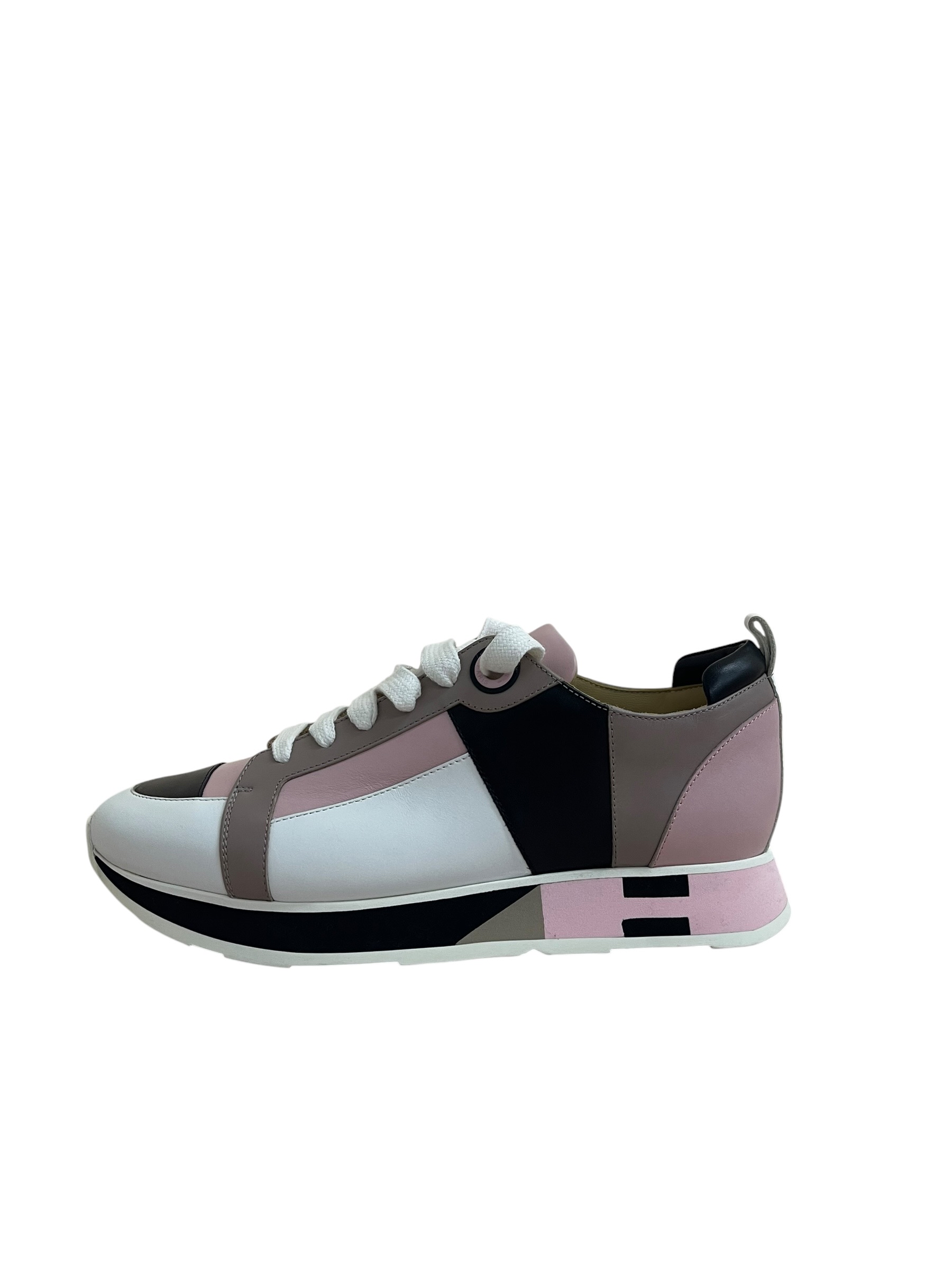 Pre-owned Hermes Sneakers / Product Code: 26060907