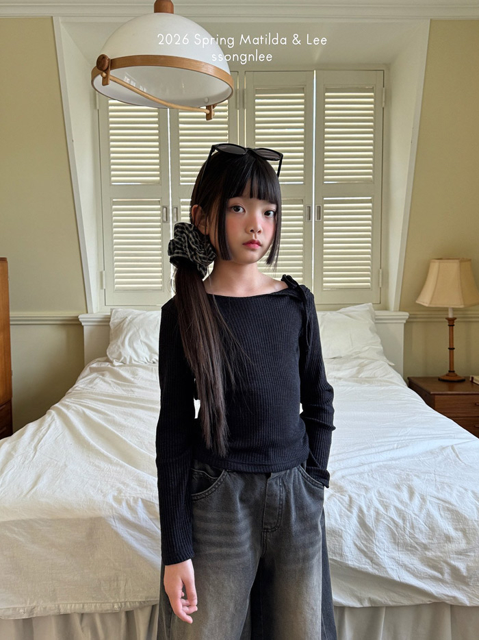 🇰🇷Matilda&Lee tee