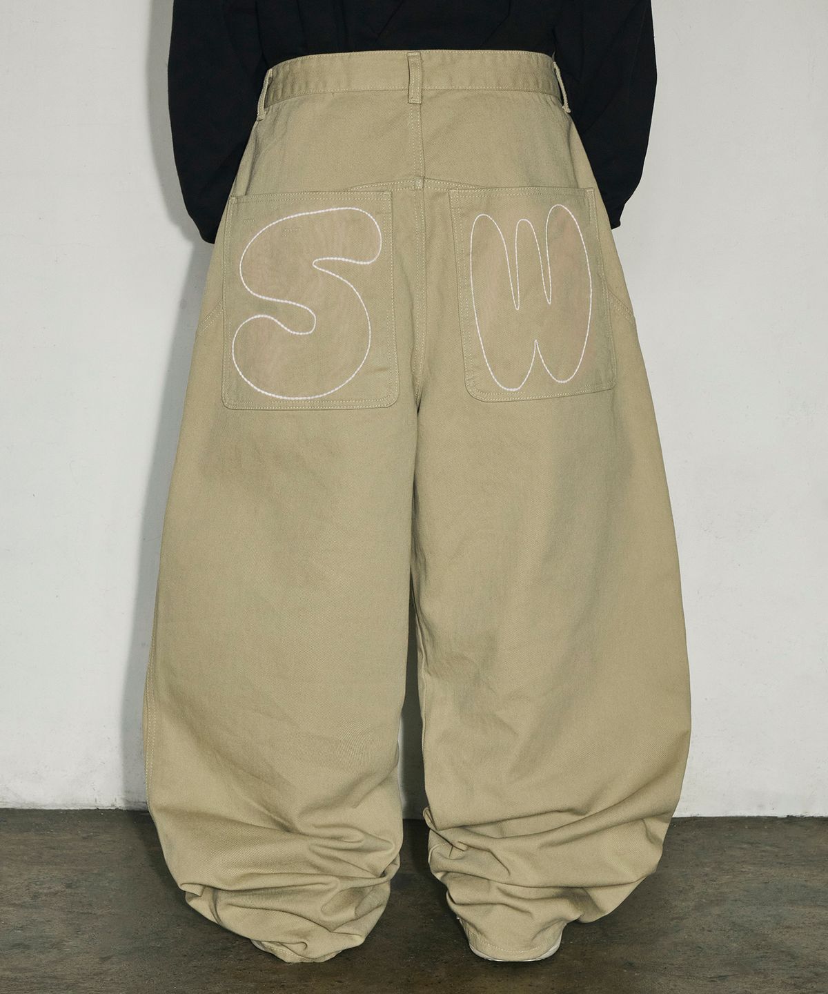  🇰🇷訂購｜SCALLYWAG 26SS｜Back Pocket SW Stitch Cotton Pants 2色 