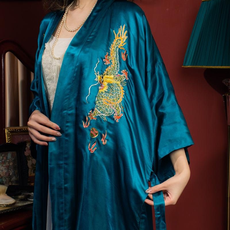 Vintage c.a. 1990s Made in China Hand-Embroidered Silk Bathrobe NEW OLD STOCK- Short Robe/Dragon