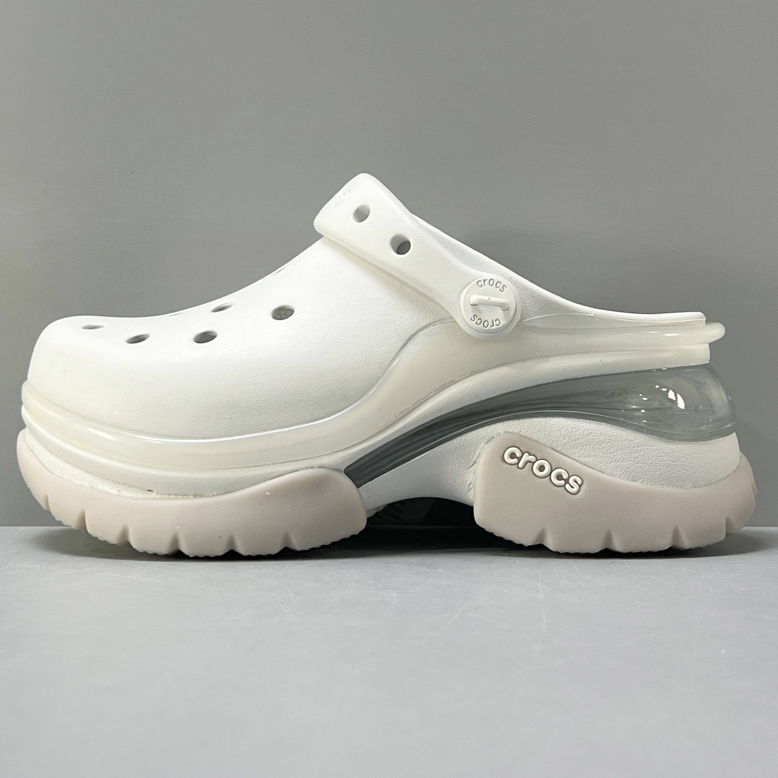 Crocs Super Bae Clog