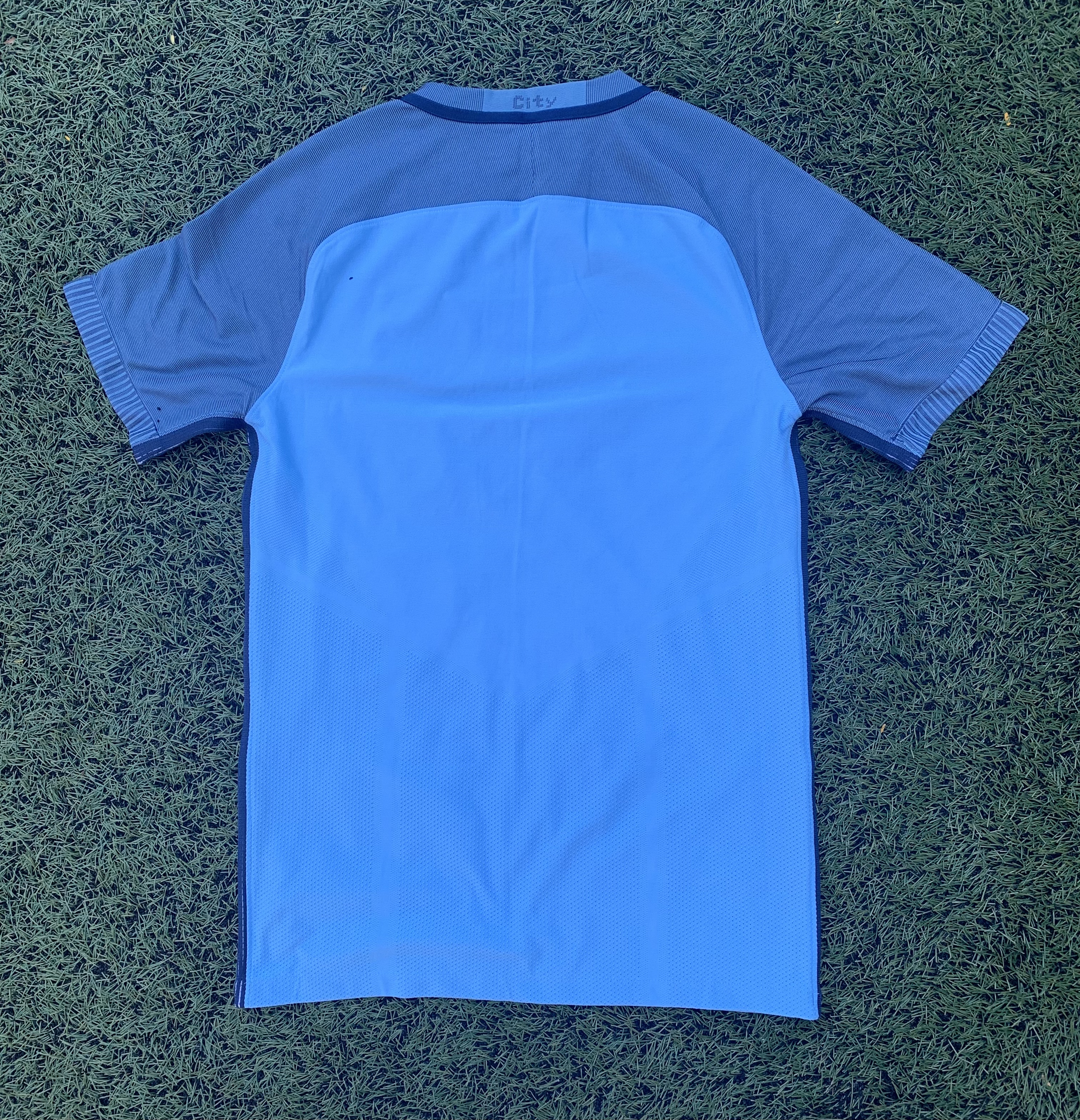 二手 90%新 2016-17 曼城 主場 球員版 短袖