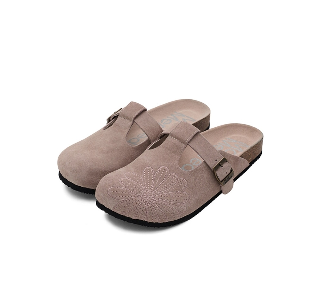 Mardi Mercredi Classique T-Strap Suede Mule 🌿