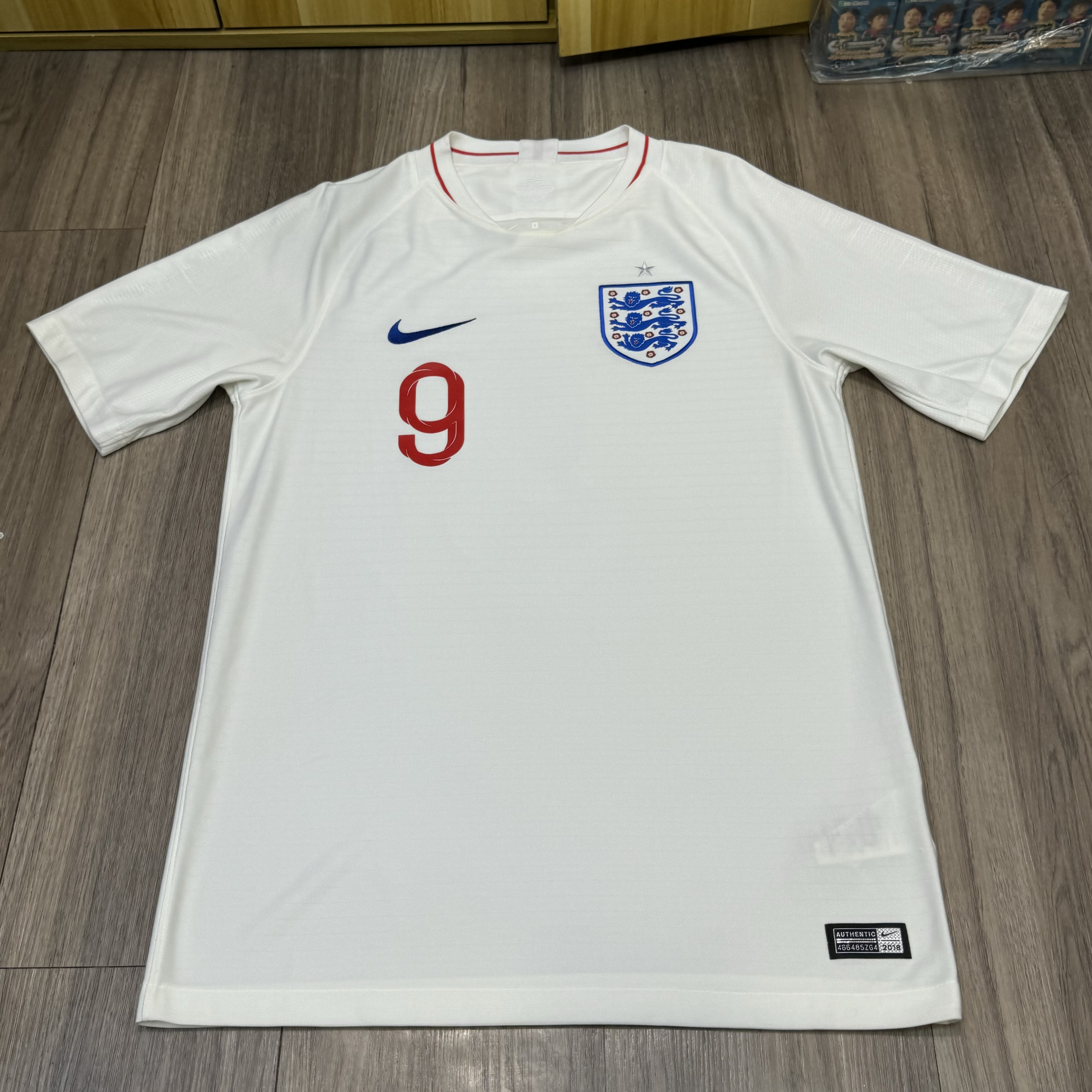 England 18/19 home shirt #9 Kane