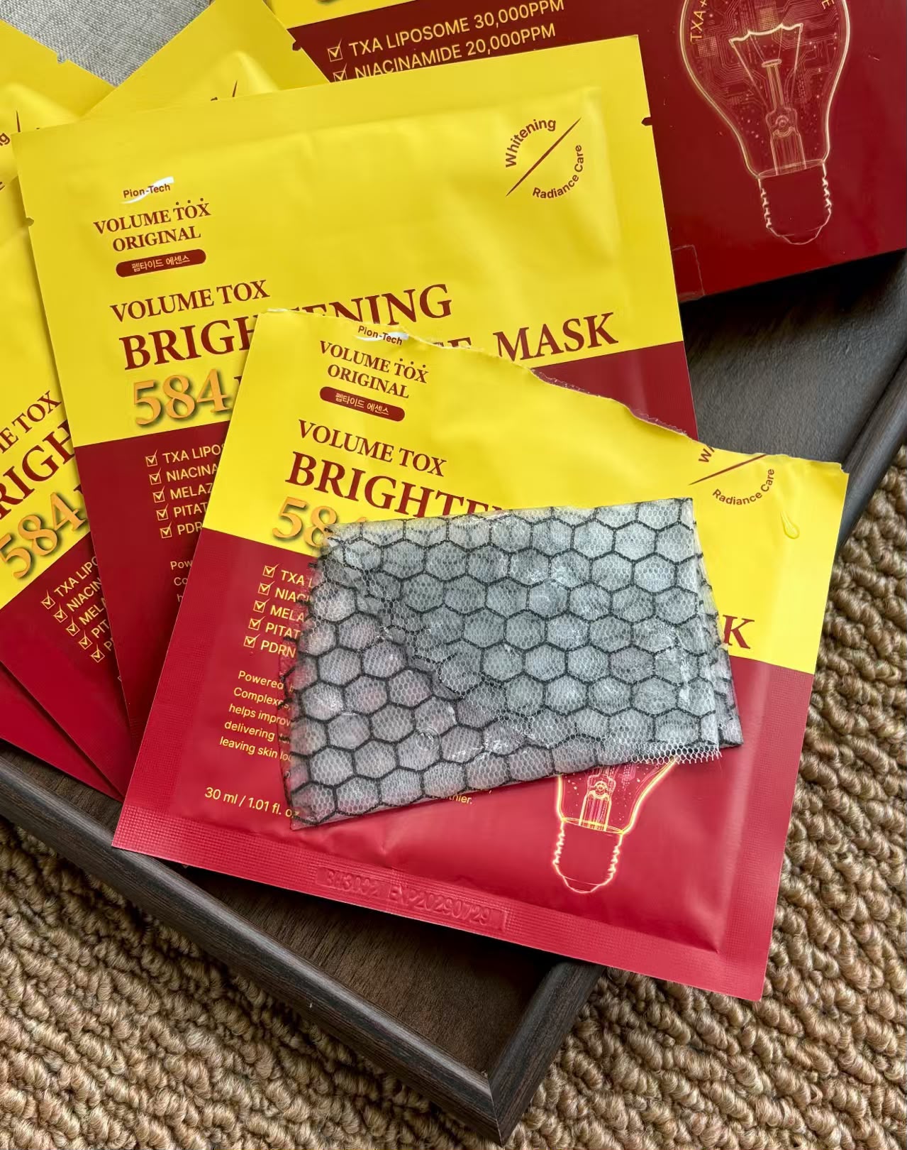 最強Volume燈泡面膜💡