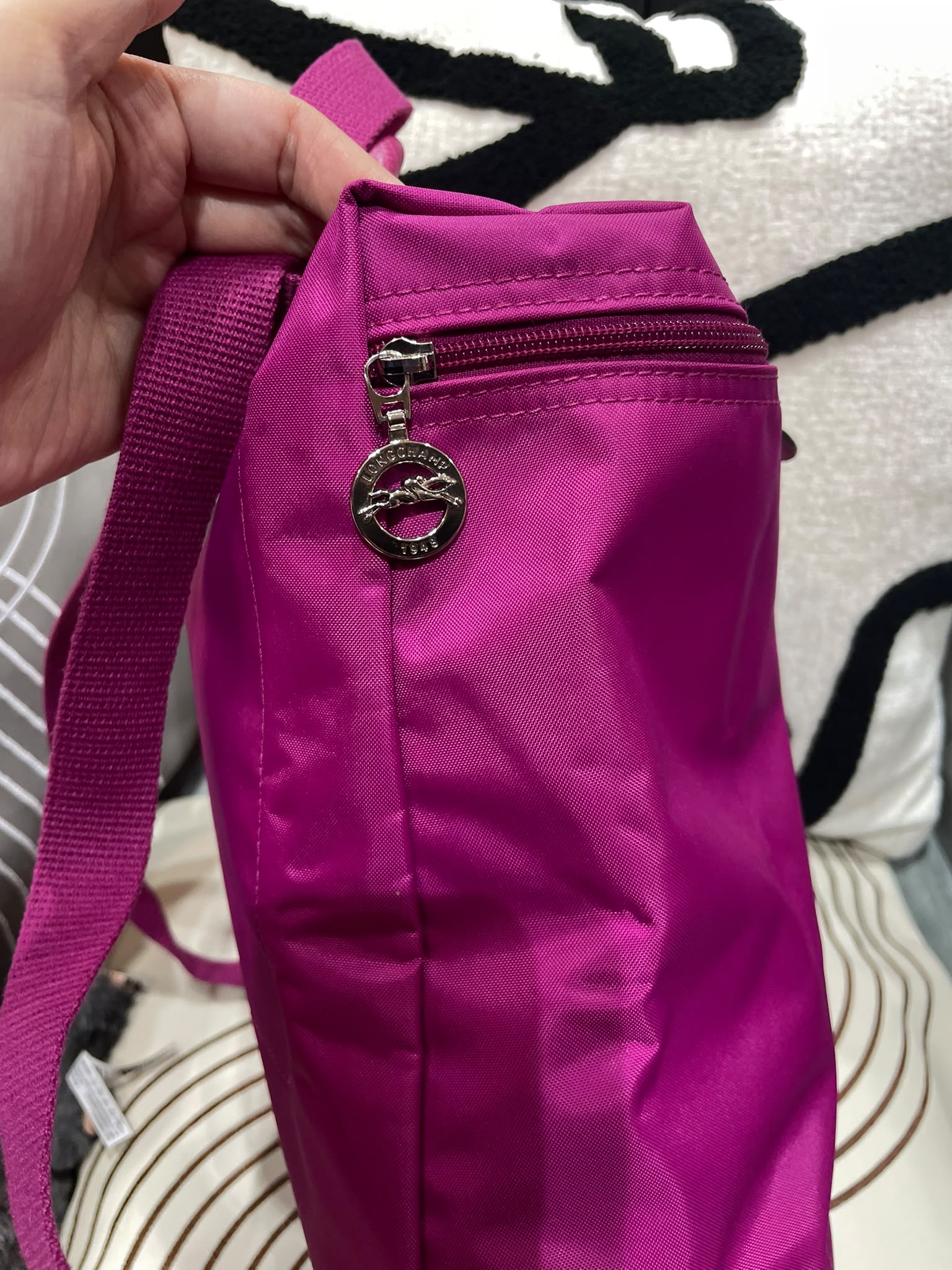 Longchamp Nylon Backpack 100%Authentic,98%New