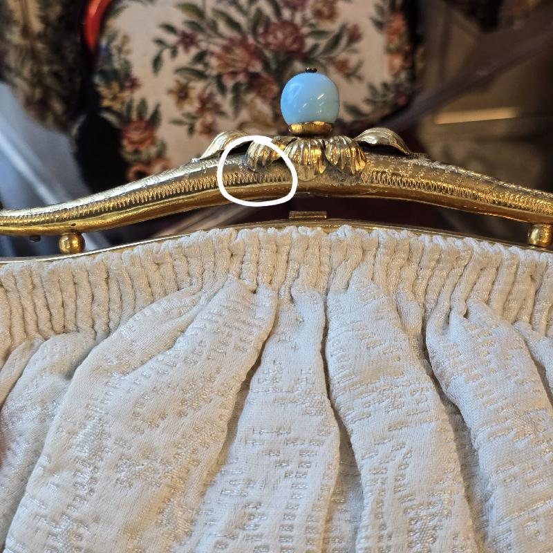 Rare Collectible! 1950s Victorian revival White Fabric Bag with Blue Glass Accent (MT2507)