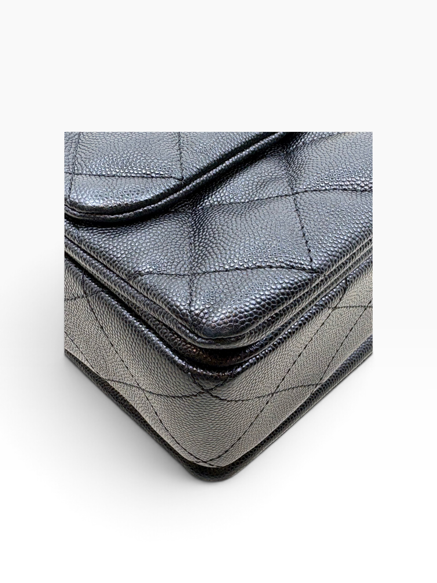 Pre owned chanel 23cm K9291