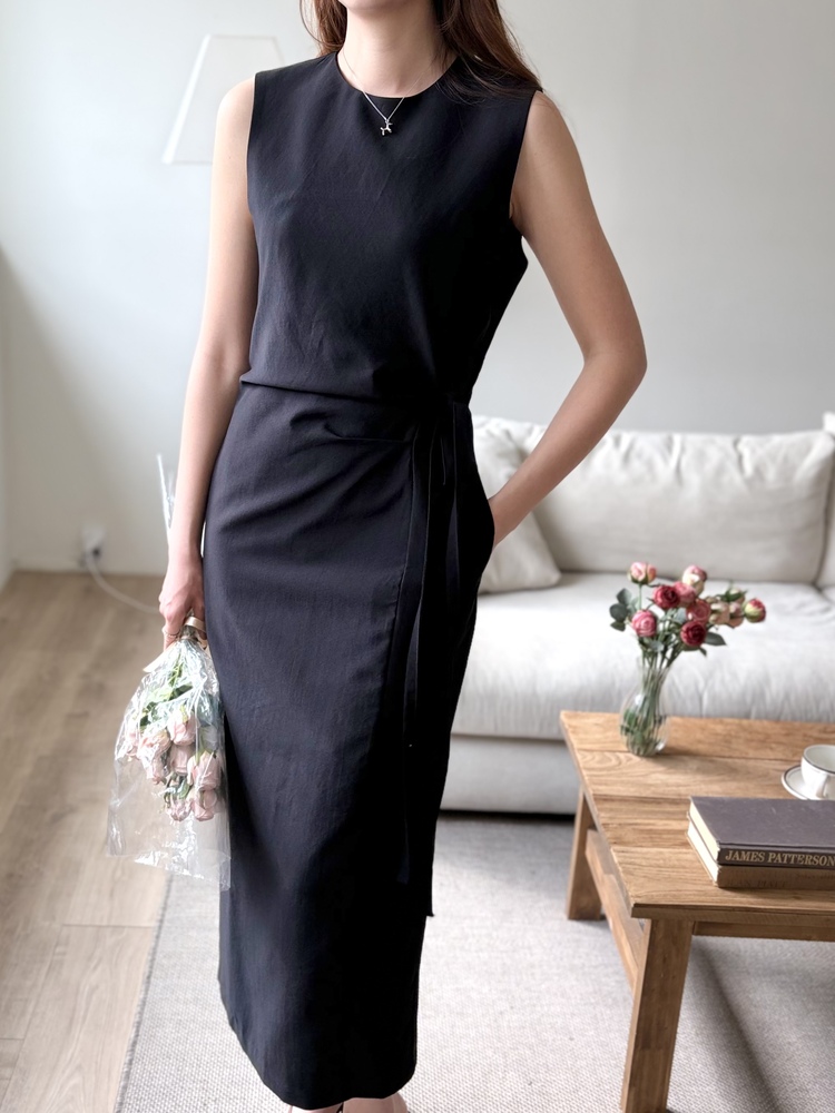 Gathered Waist Tie Dress (Black)