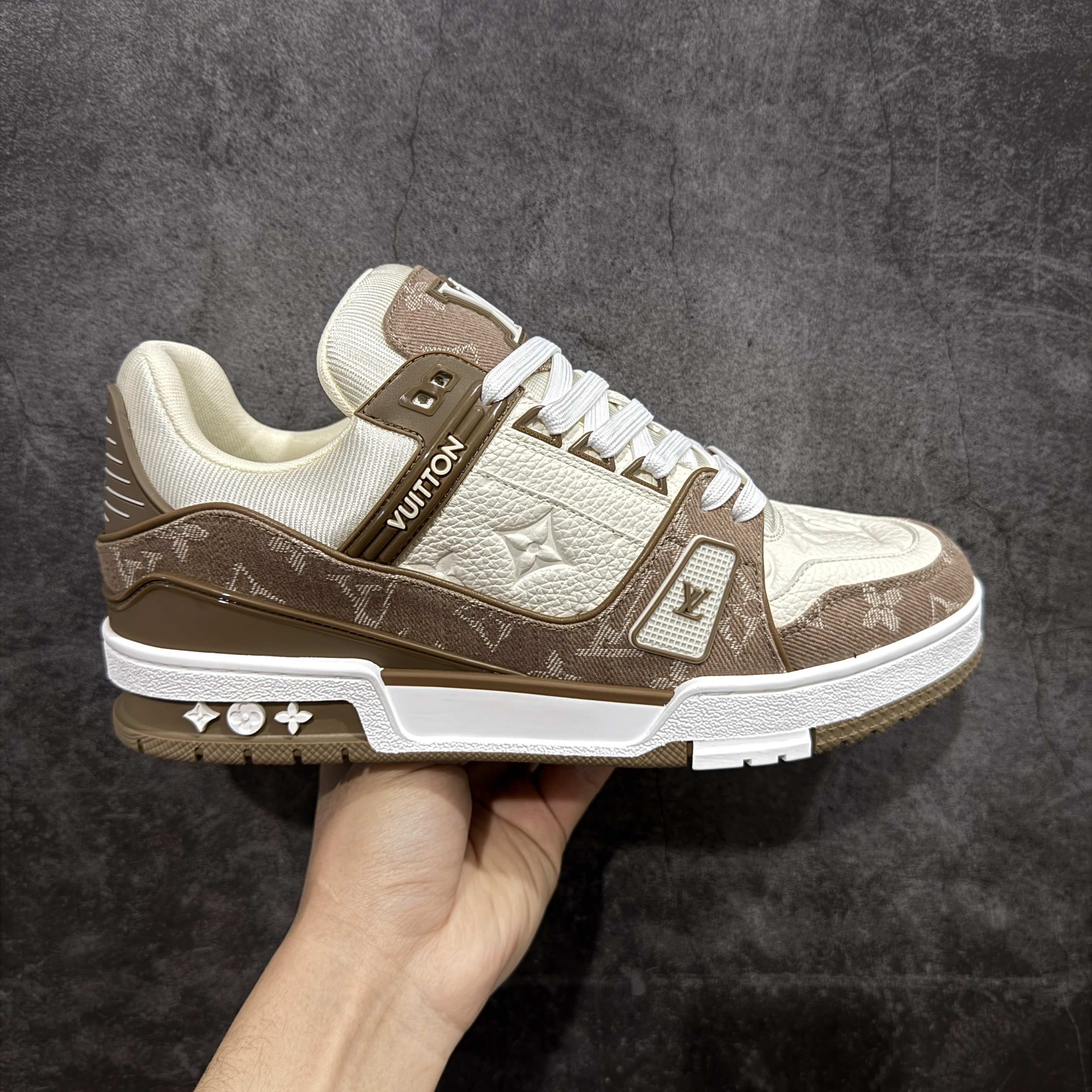 Louis Vuitton LV Trainer 