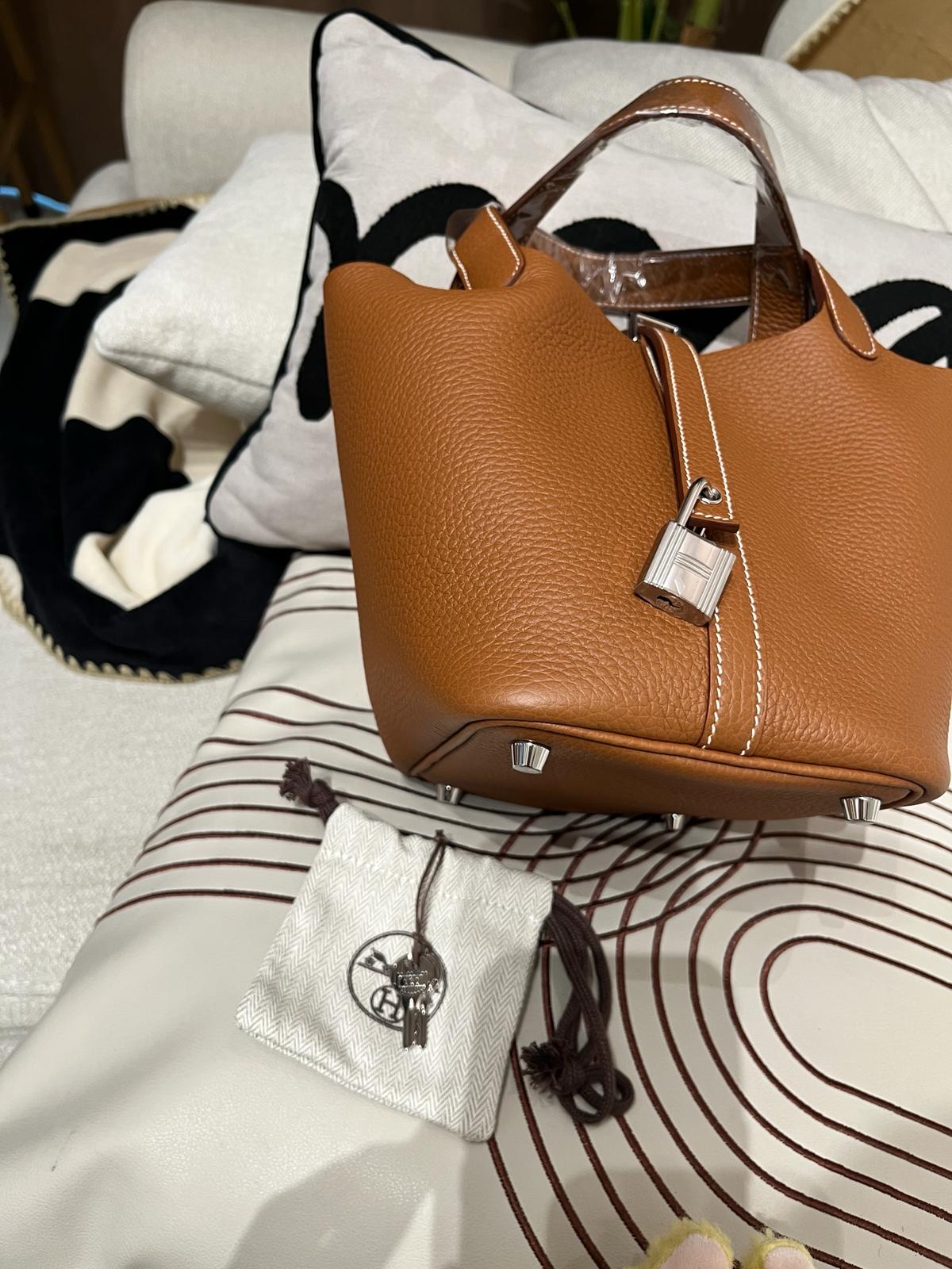 全新 Hermes Picotin 18,Stamp W 金棕銀扣  100%Authentic ,全新未使用品   ✅Key lock✅dust bag✅box 