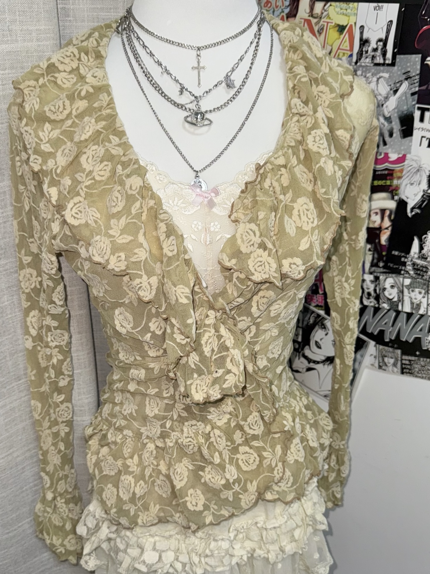 [OnSale] Floral Ruffled Bell-Sleeve