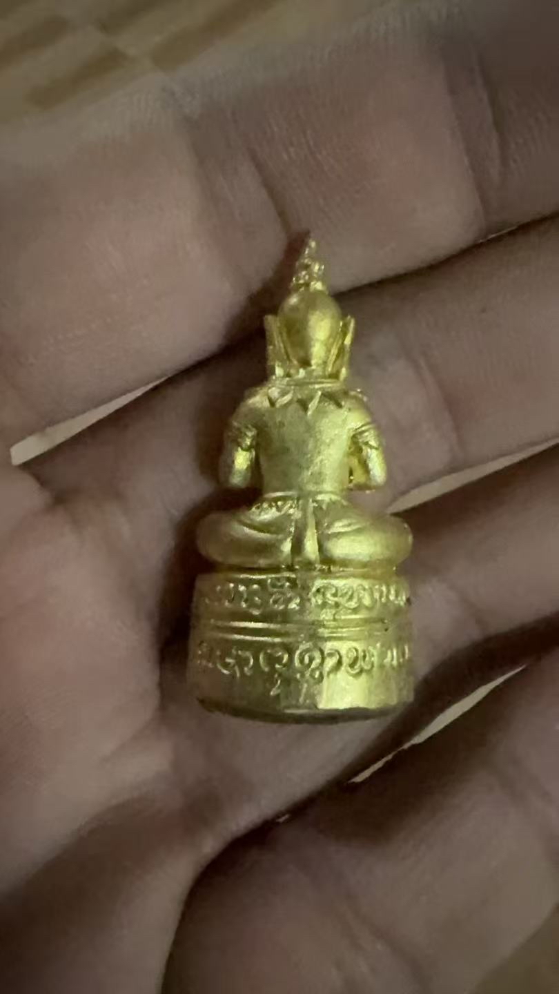 阿贊伴瑪招財轉運打敗競爭對手系列。阿贊 Wiang 帕皮薩怒固（嬌清段）