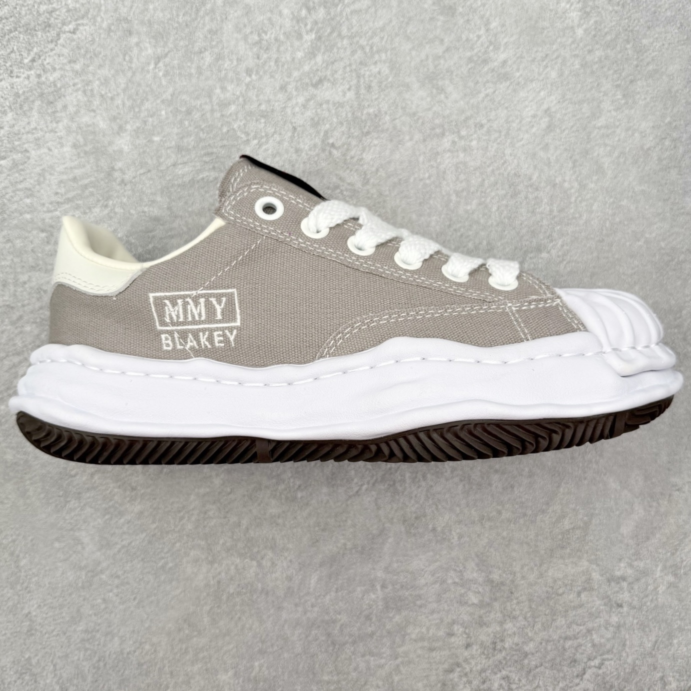 Maison Mihara Yasuhiro MMY "BLAKEY" OG Sole Low-top Sneaker