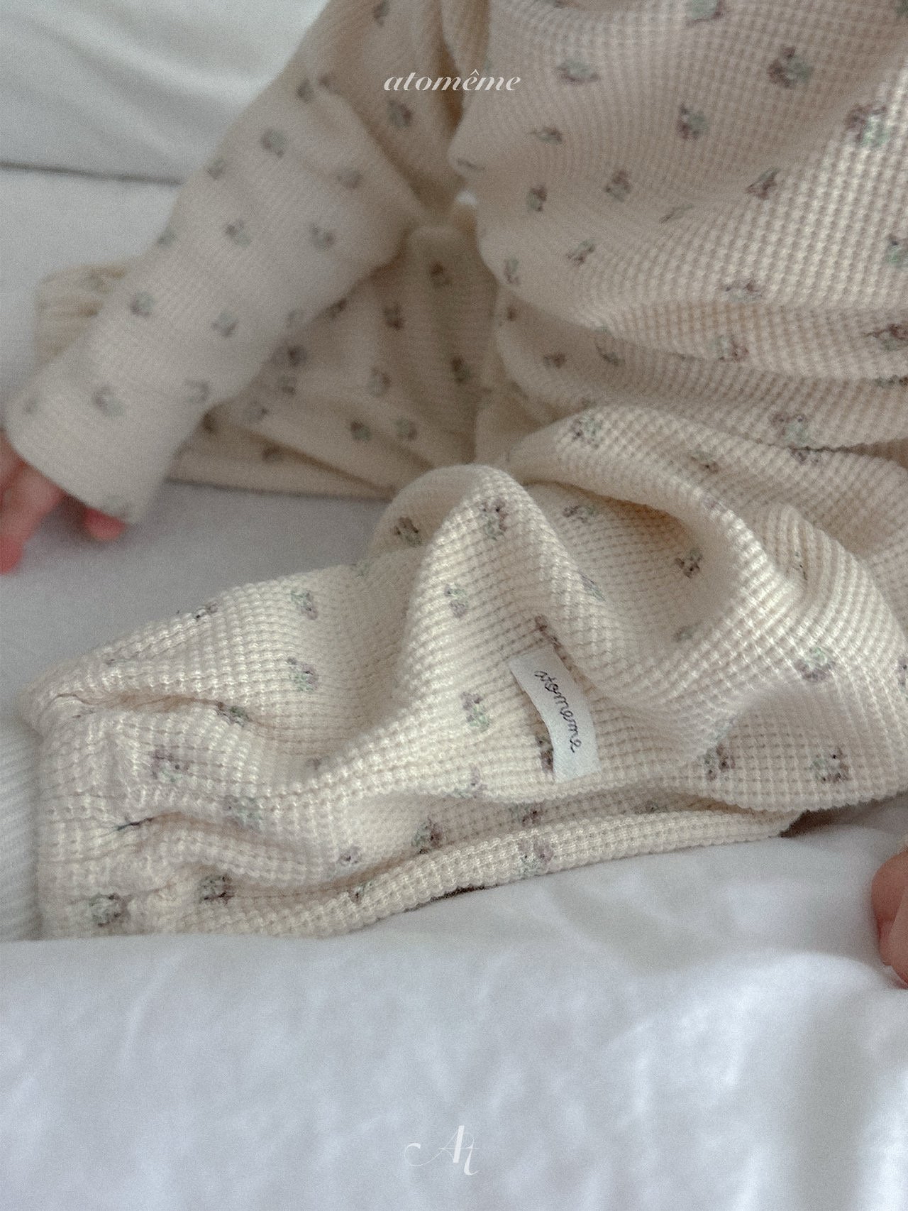 Atomeme | Latte pants