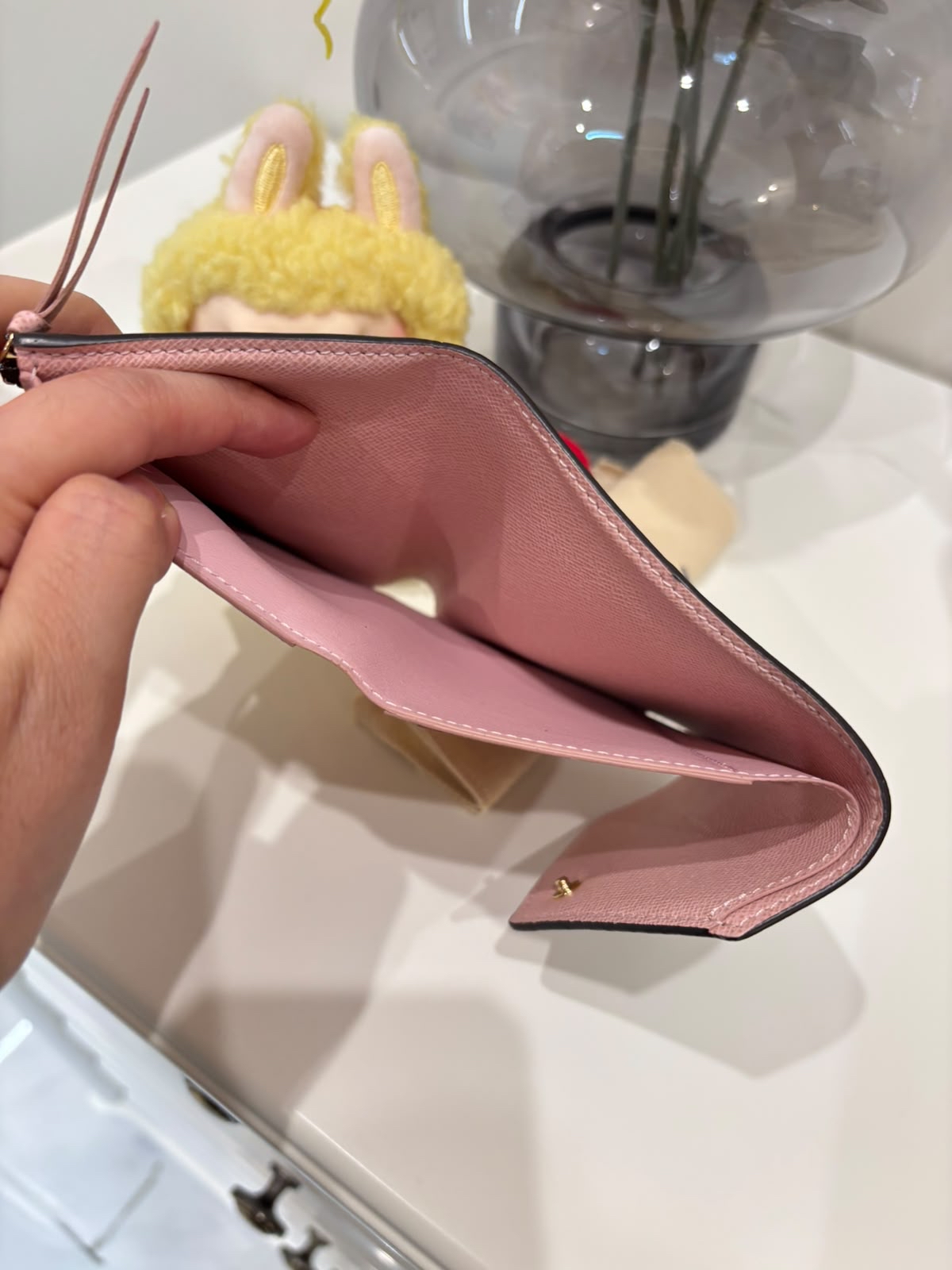 Lv victorine wallet 100%Authentic, 98%new ✅Dust bag 
