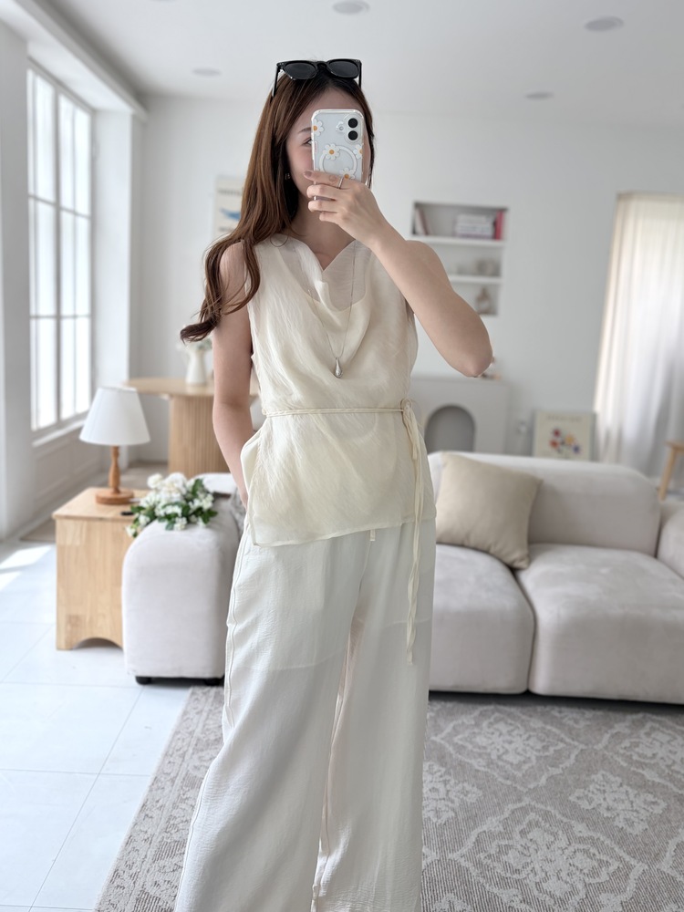 Draped Airy Blouse (Cream)